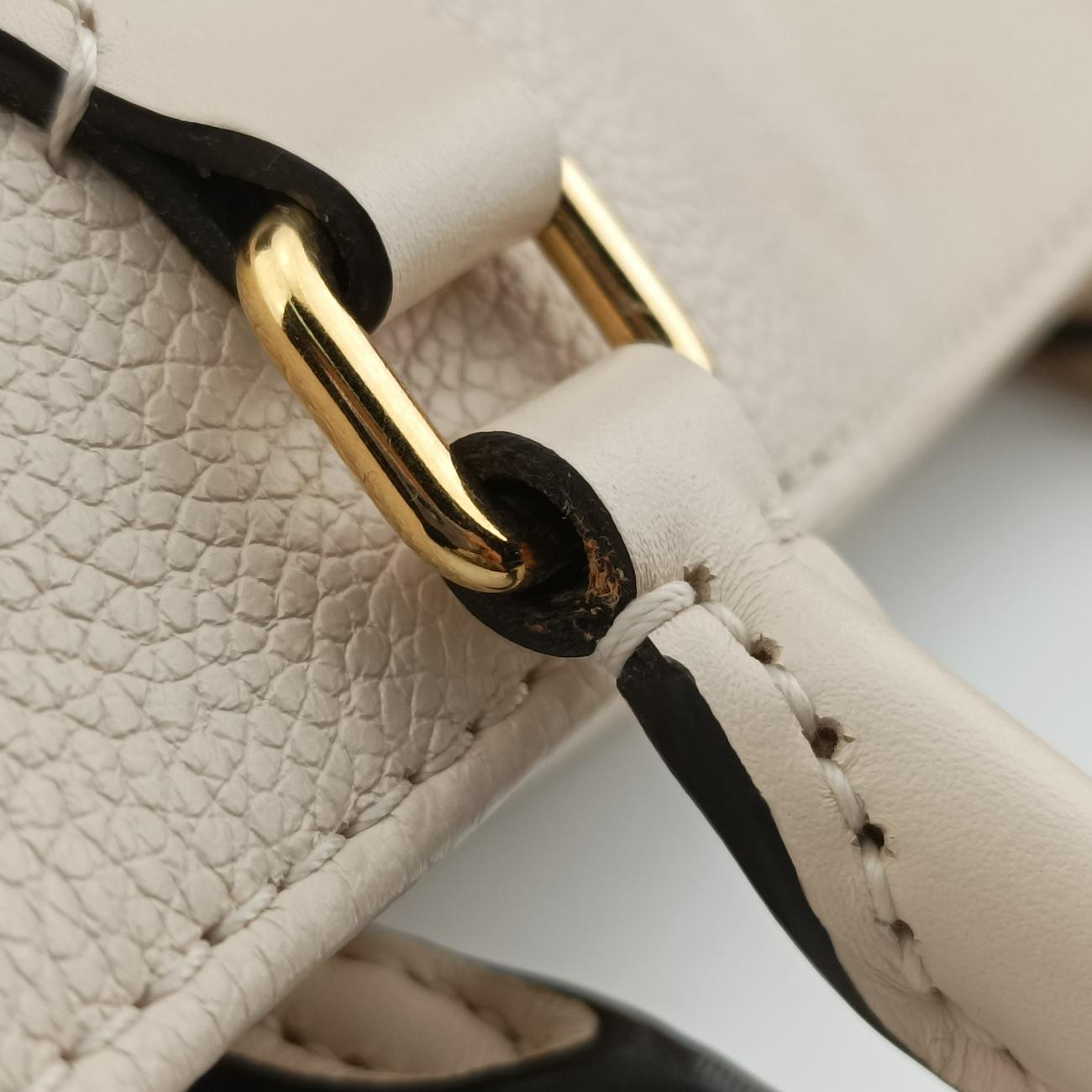 Pre-owned Louis Vuitton OntheGo GM Creme Monogram Empreinte M45081 shoulderbag | stylenewstar