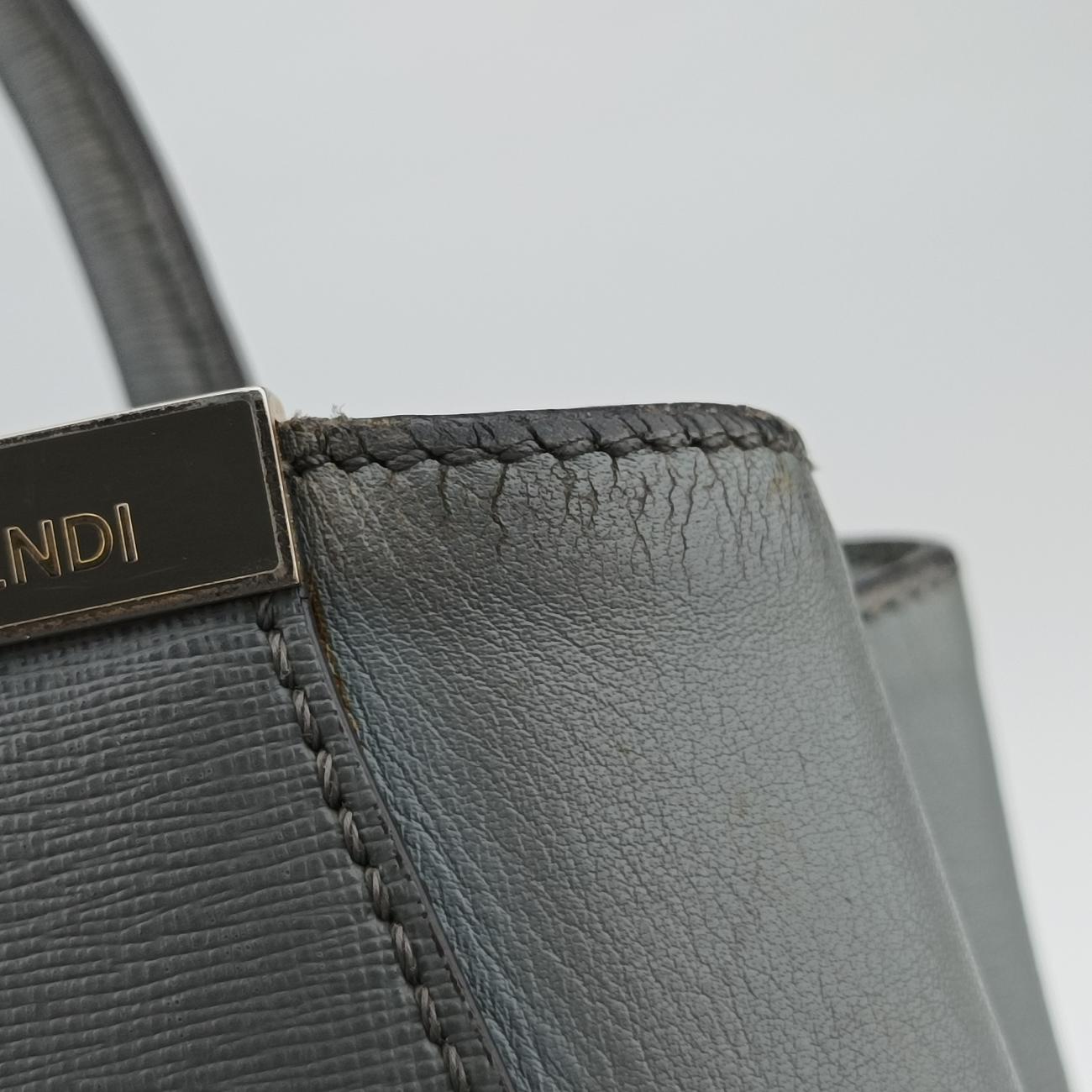 Pre-owned Fendi Petite 2 JOURS Grey Leather 8BH253 handbag | stylenewstar