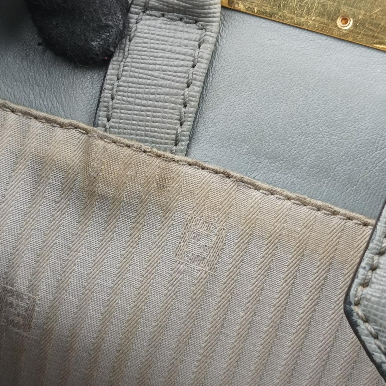 Pre-owned Fendi Petite 2 JOURS Grey Leather 8BH253 handbag | stylenewstar