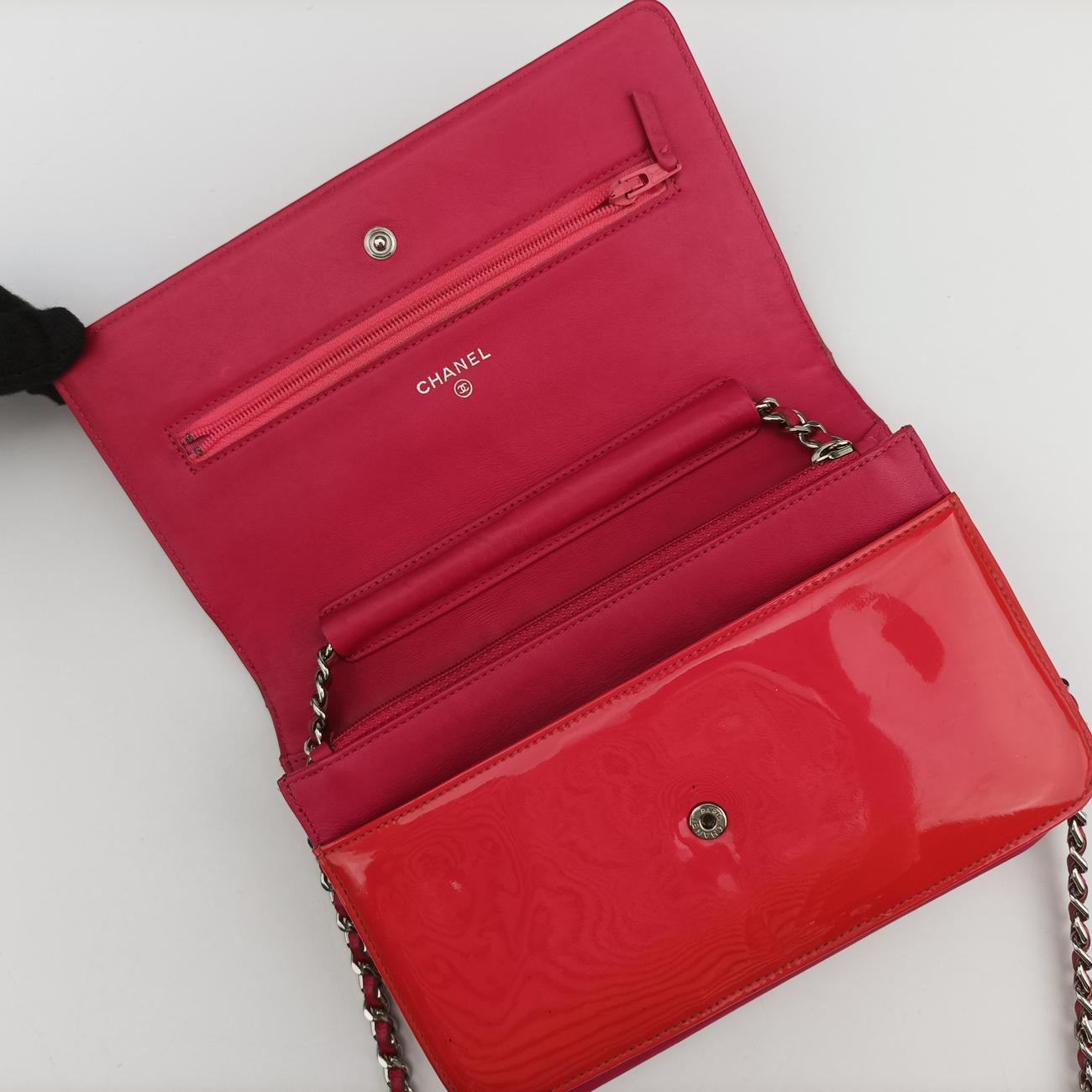 Pre-owned Chanel cocomark CLASSIC Red Patent A69088 shoulderbag | stylenewstar