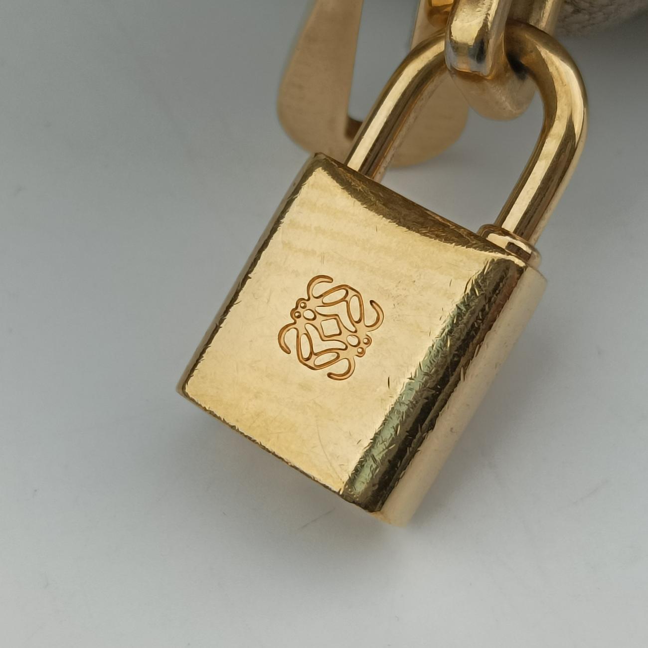 Vintage Loewe Amazona 36 Golden Leather  handbag | stylenewstar