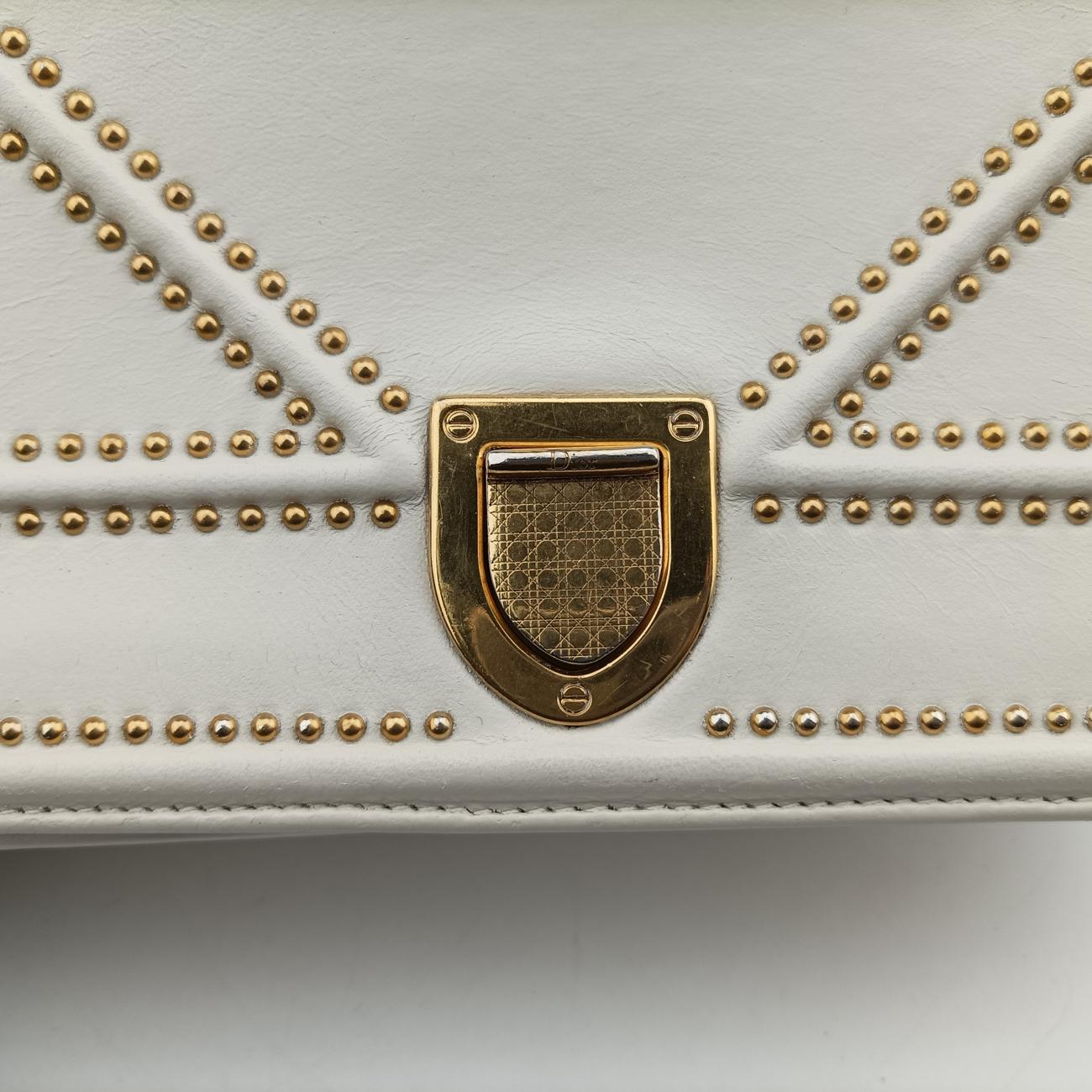 Pre-owned Christian Dior Diorama White Leather  shoulderbag | stylenewstar