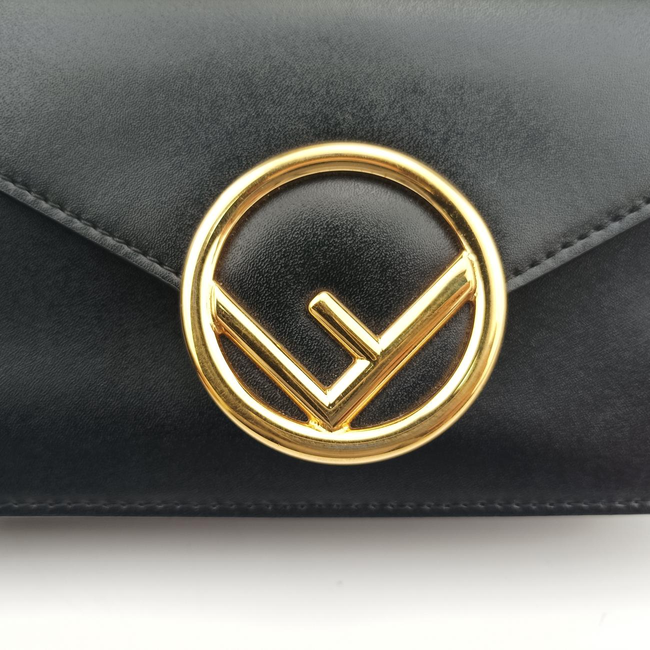 Pre-owned Fendi F is Black Leather 8BM005 shoulderbag | stylenewstar