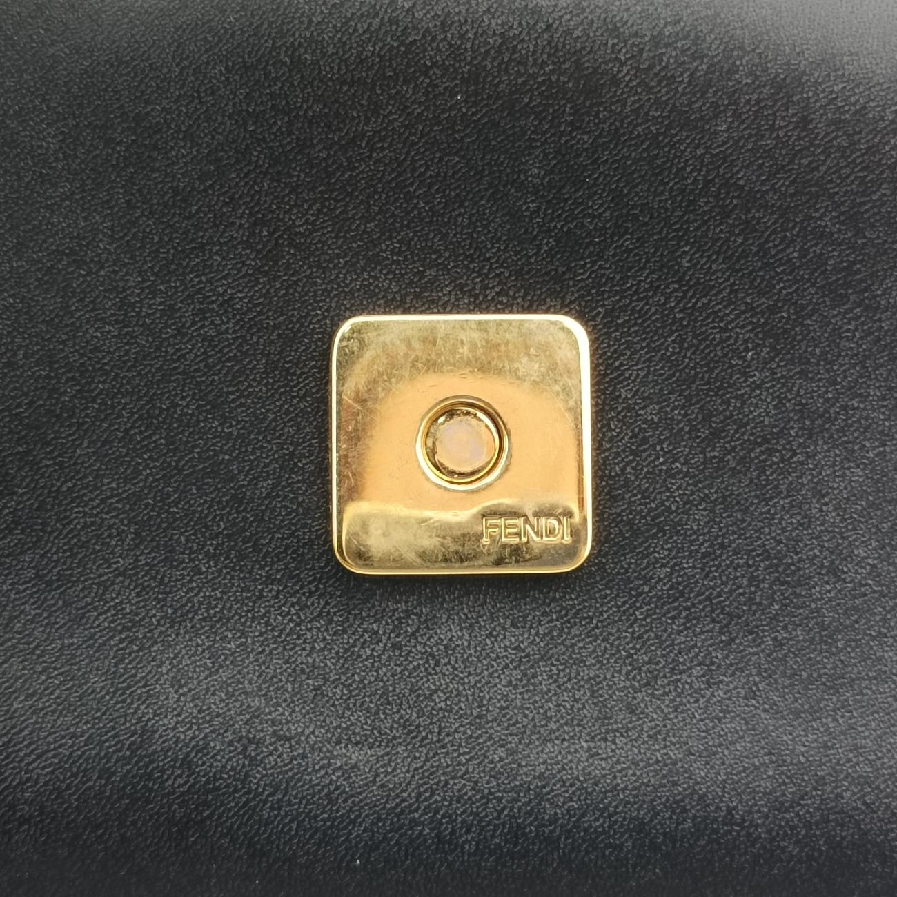 Pre-owned Fendi F is Black Leather 8BM005 shoulderbag | stylenewstar