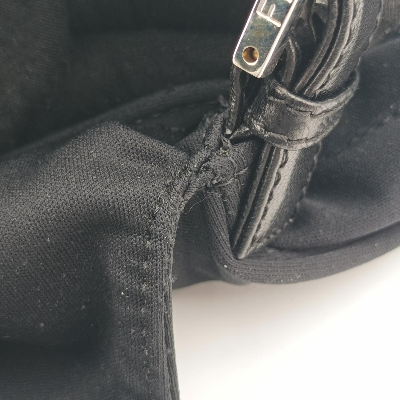 Pre-owned Fendi Baguette Black silk 26424 shoulderbag | stylenewstar