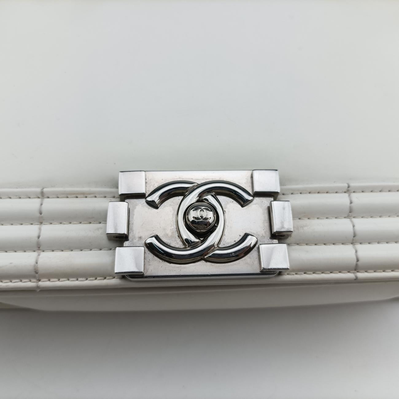 Vintage Chanel BOY CHANEL White Patent A67018 shoulderbag | stylenewstar