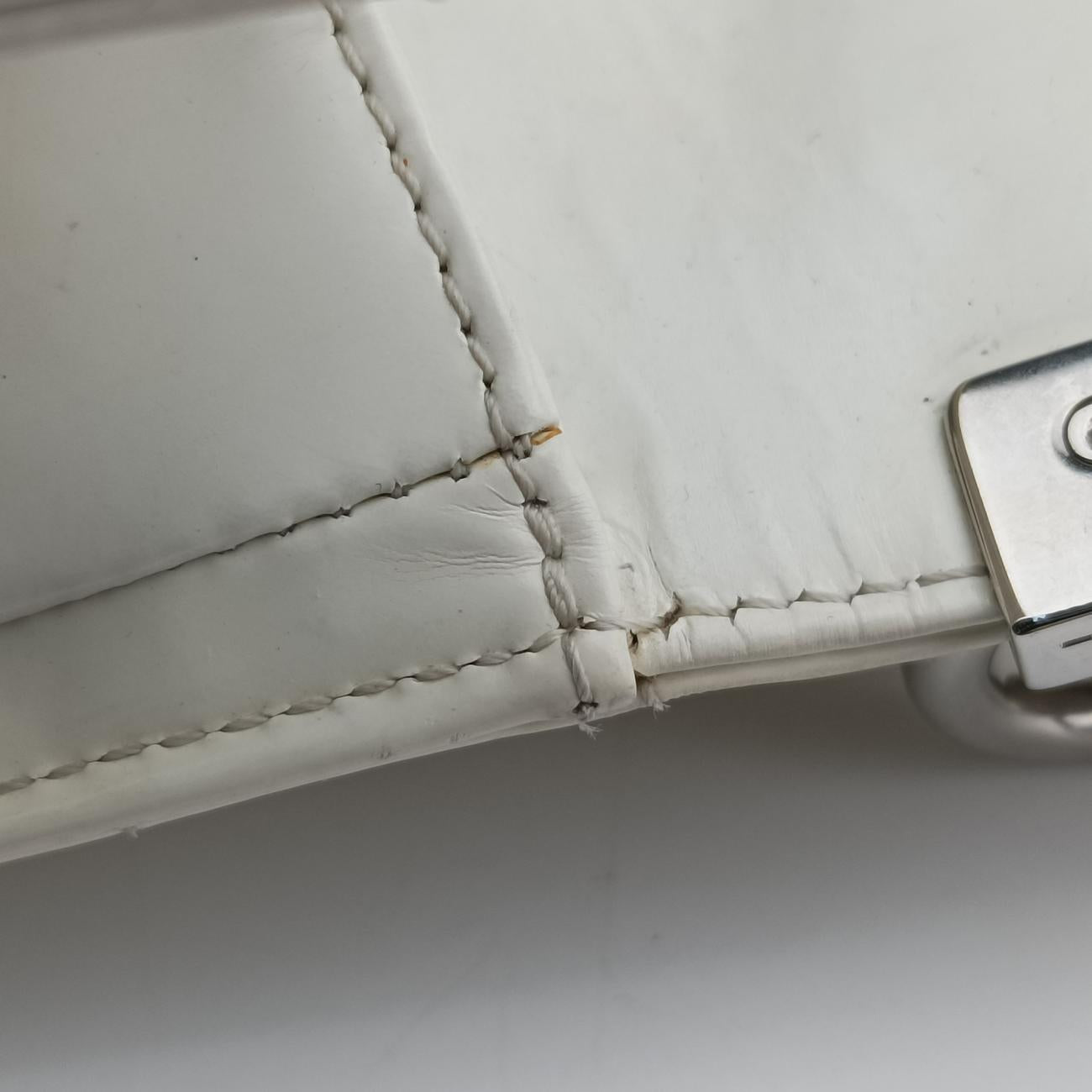 Vintage Chanel BOY CHANEL White Patent A67018 shoulderbag | stylenewstar