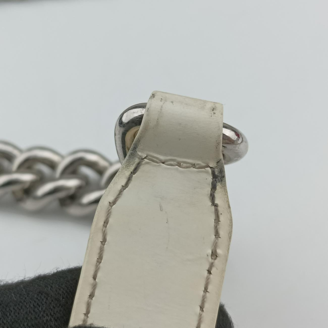 Vintage Chanel BOY CHANEL White Patent A67018 shoulderbag | stylenewstar