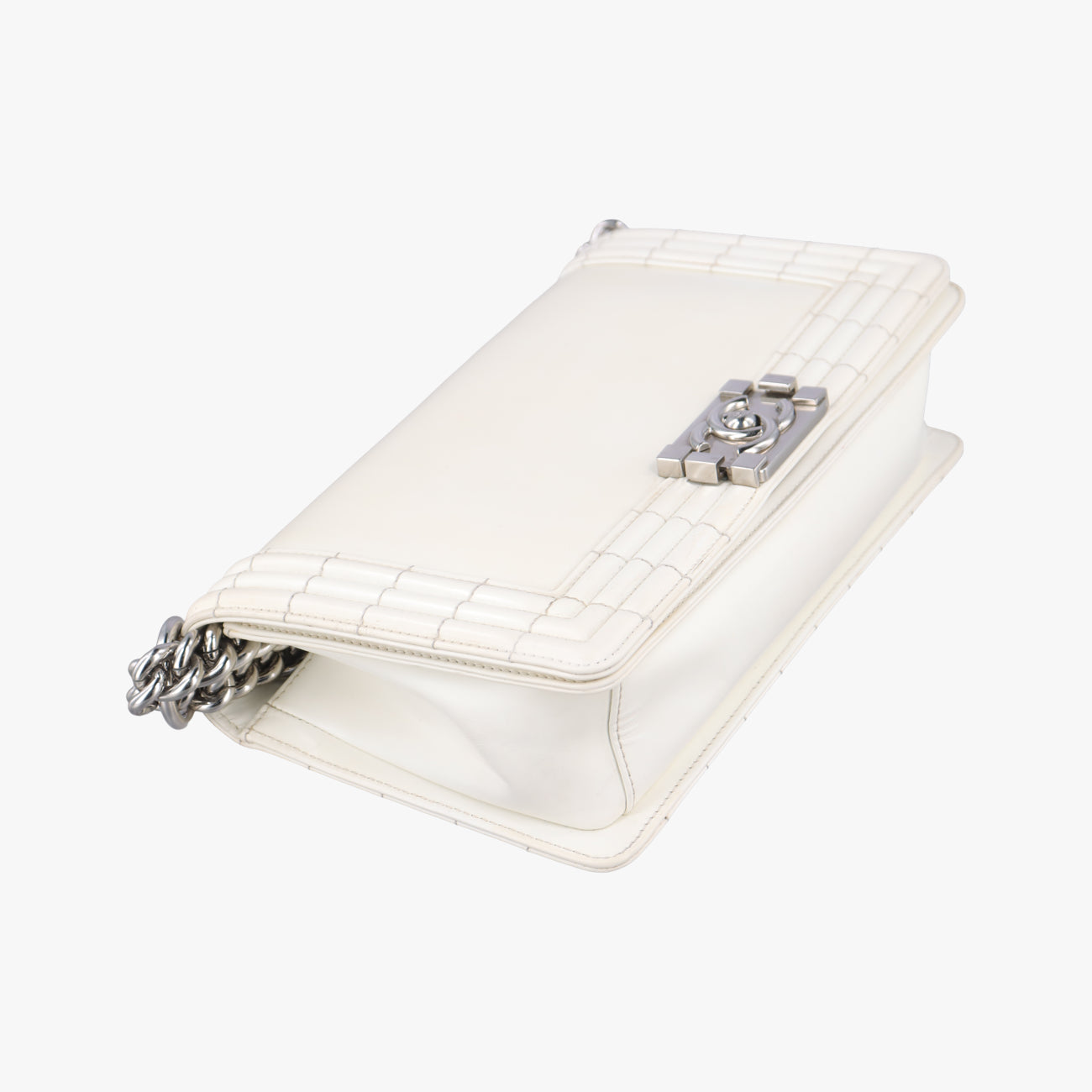 Vintage Chanel BOY CHANEL White Patent A67018 shoulderbag | stylenewstar