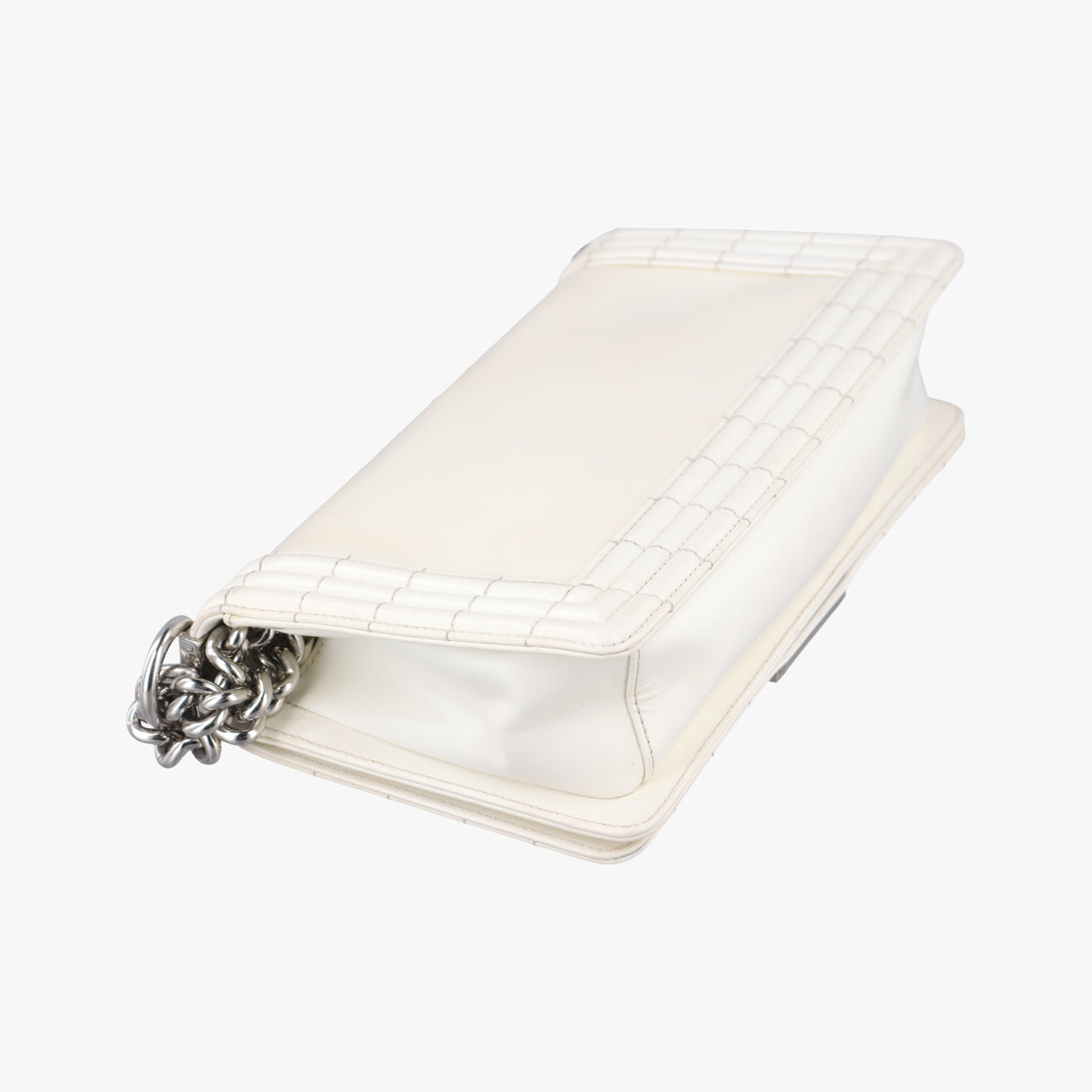 Vintage Chanel BOY CHANEL White Patent A67018 shoulderbag | stylenewstar