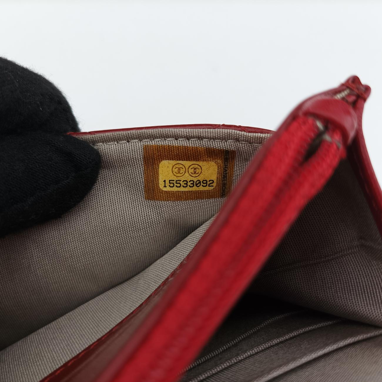 Vintage Chanel Matelasse coco mark Red Patent A48692 shoulderbag | stylenewstar