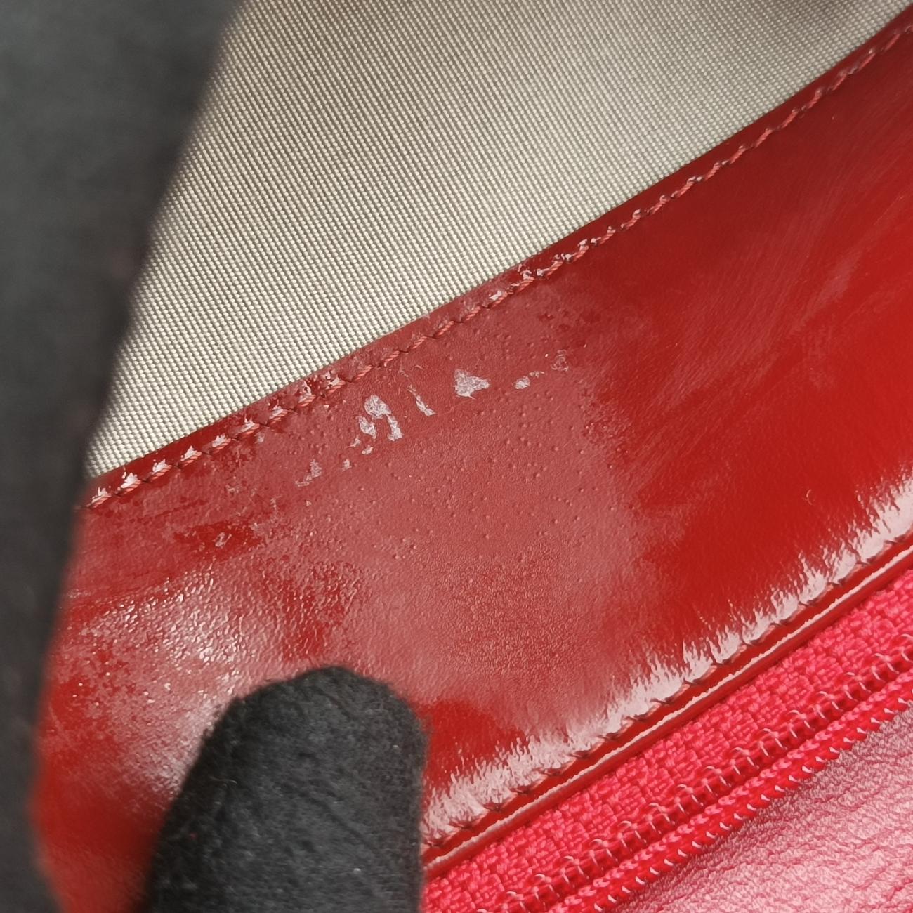 Vintage Chanel Matelasse coco mark Red Patent A48692 shoulderbag | stylenewstar