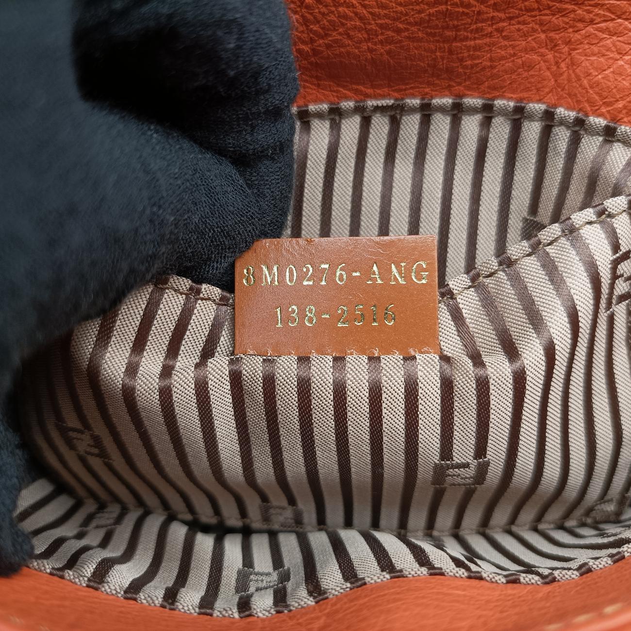 Vintage Fendi Fendista Pochette Orange Leather 8M0276 shoulderbag | stylenewstar