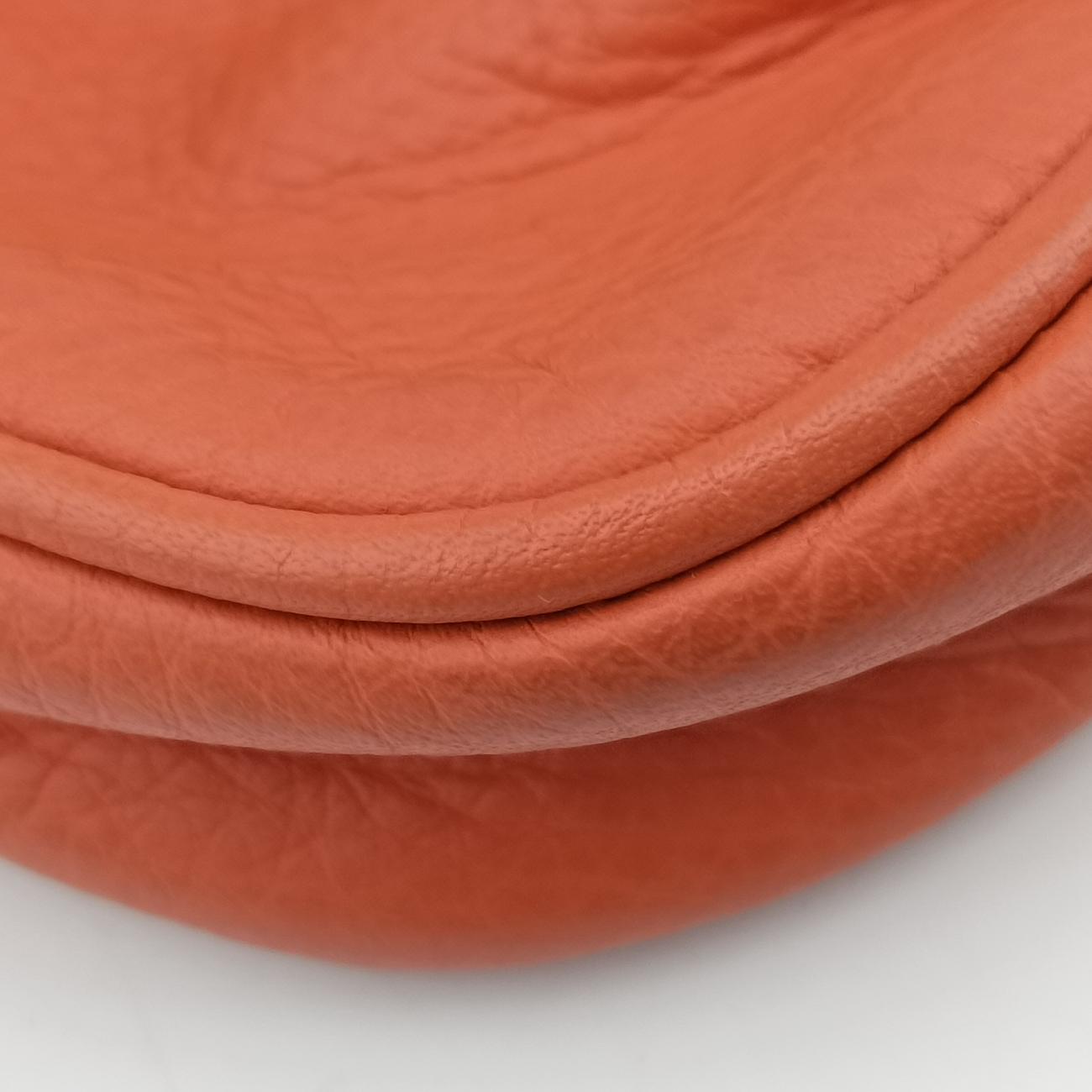 Vintage Fendi Fendista Pochette Orange Leather 8M0276 shoulderbag | stylenewstar