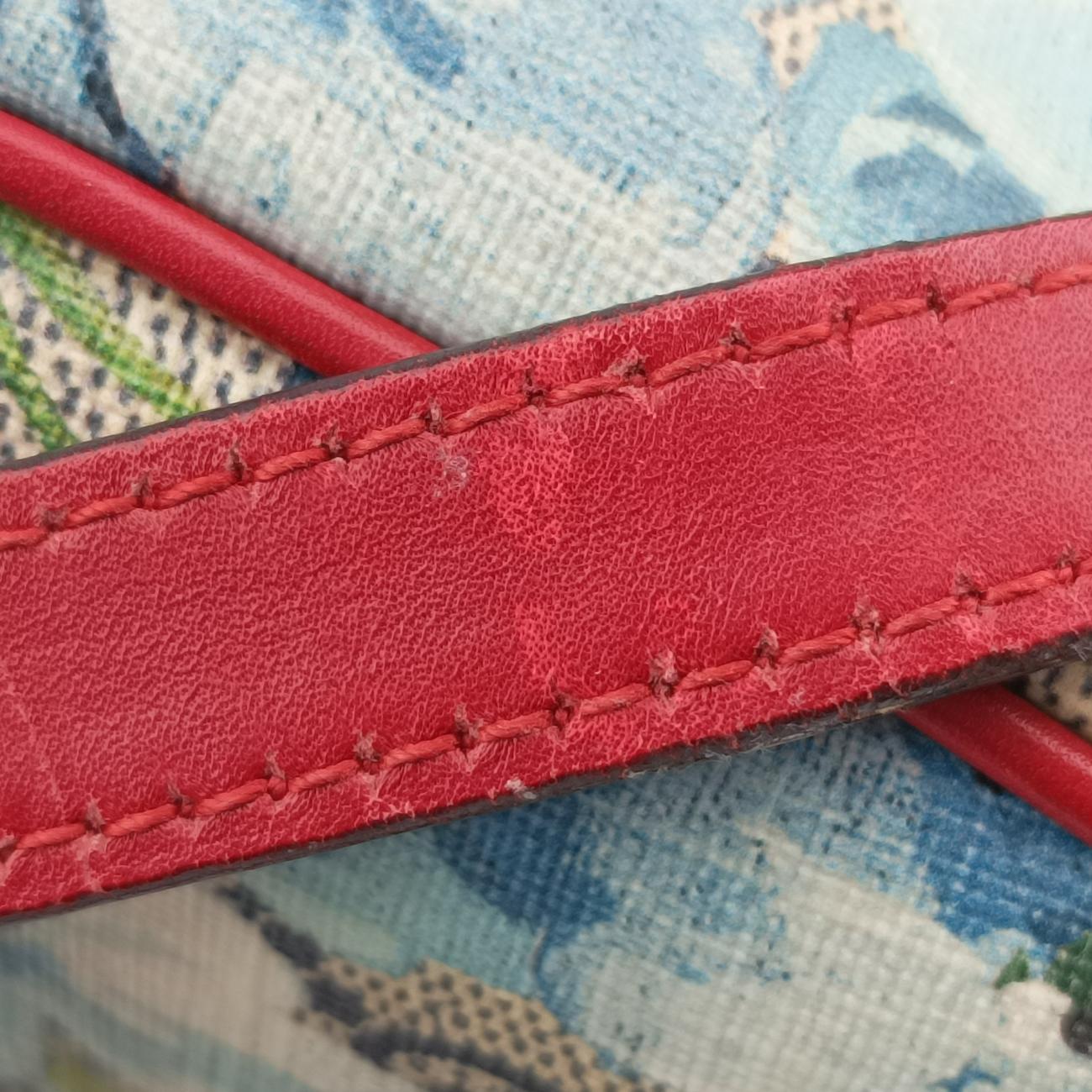 Vintage Gucci GG Blooms Beige×Red×Multicolour PVC coated canvas 432123 shoulderbag | stylenewstar