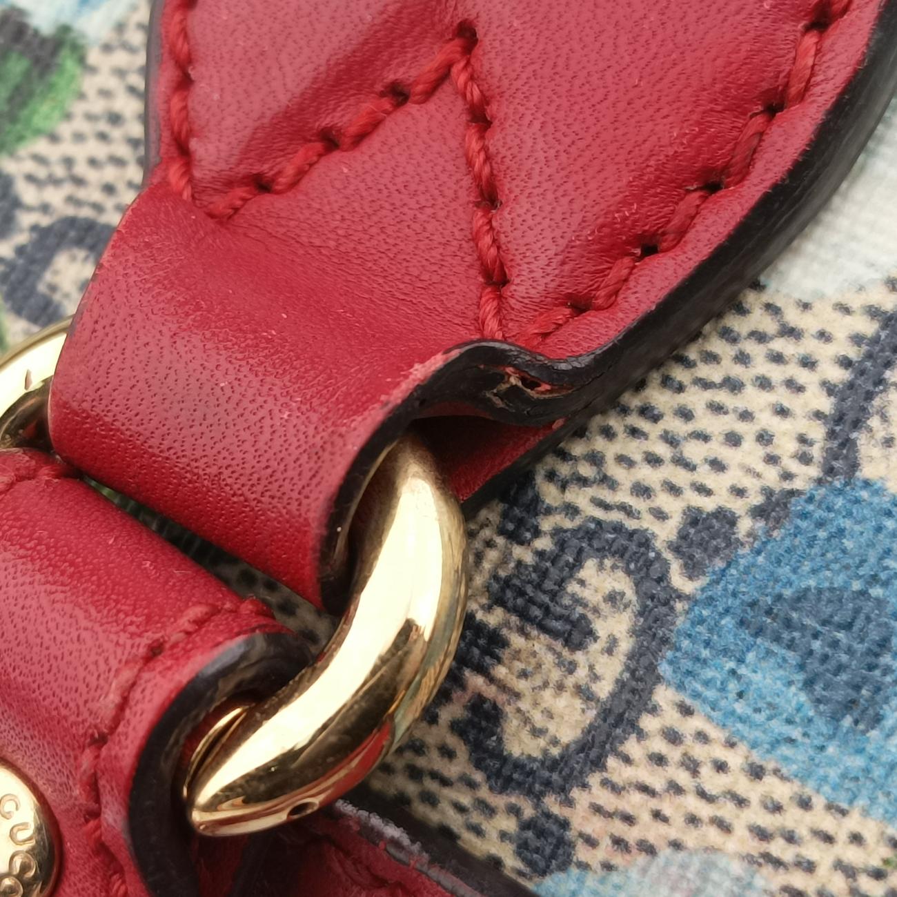 Vintage Gucci GG Blooms Beige×Red×Multicolour PVC coated canvas 432123 shoulderbag | stylenewstar