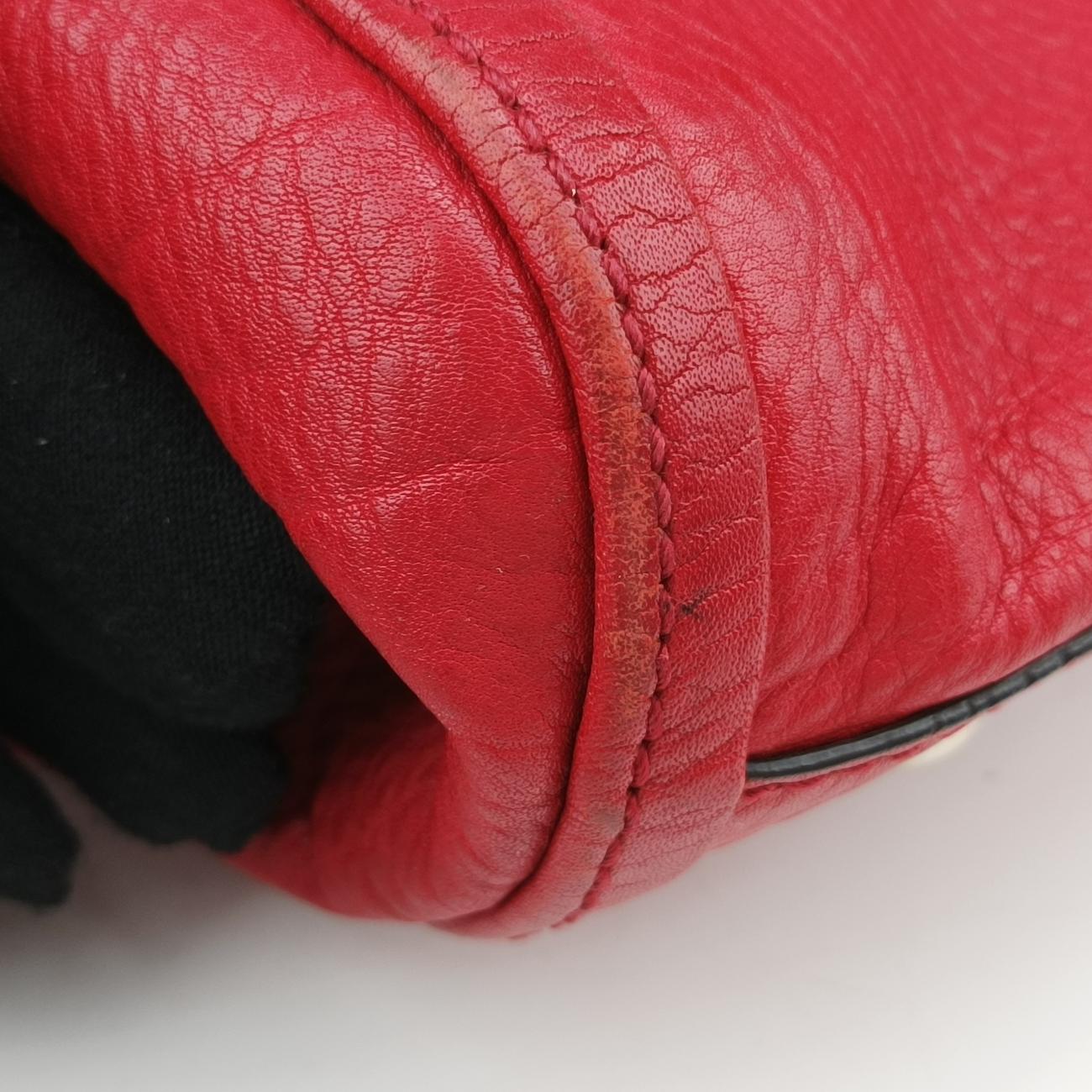 Pre-owned Gucci Soho Red Leather 282308 handbag | stylenewstar