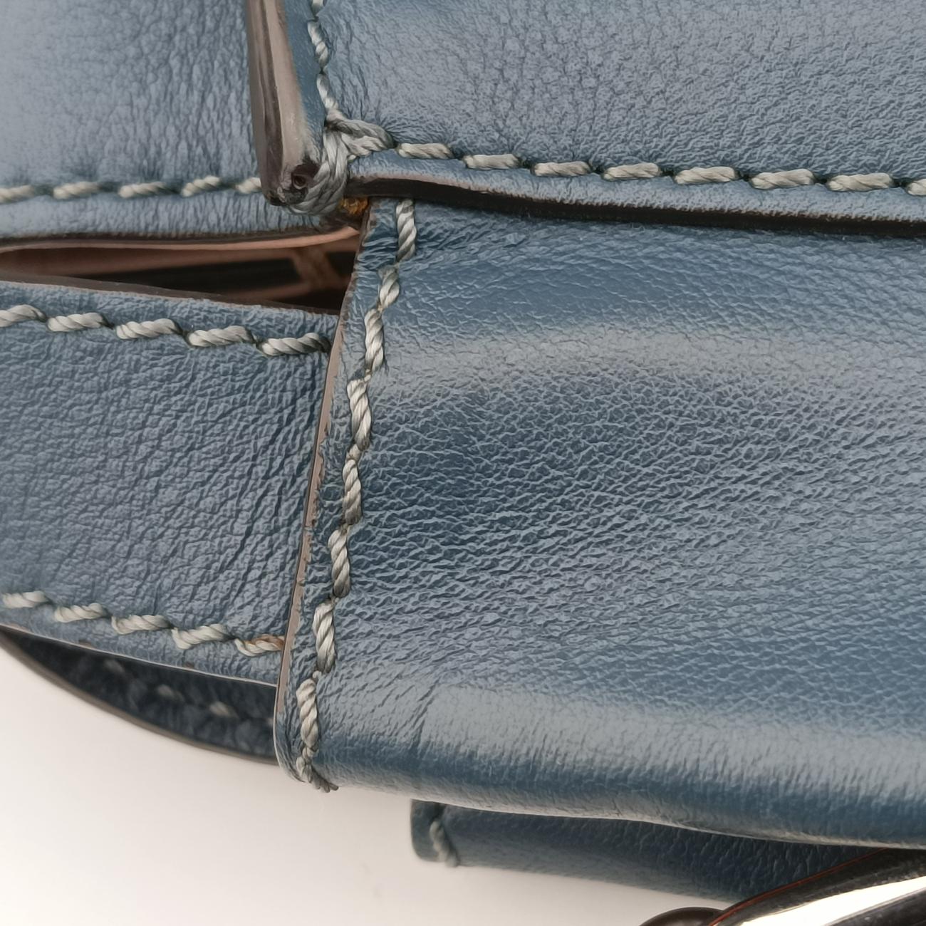 Pre-owned Fendi Peekaboo Blue×Red Leather 8BN290 shoulderbag | stylenewstar