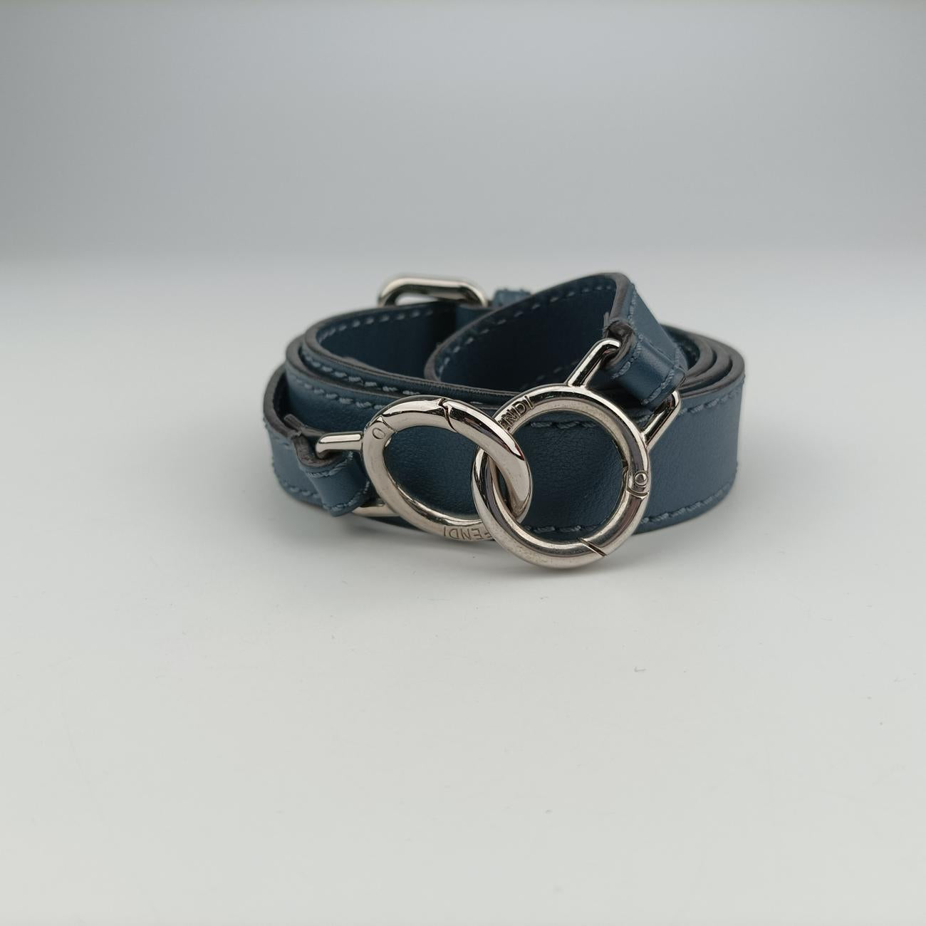 Pre-owned Fendi Peekaboo Blue×Red Leather 8BN290 shoulderbag | stylenewstar