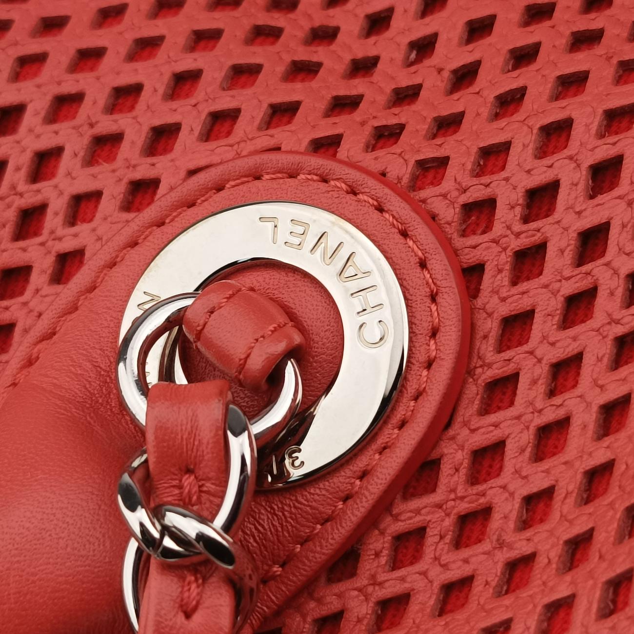 Pre-owned Chanel Up in the Air Perforated French Riviera Red Leather A67654 shoulderbag | stylenewstar