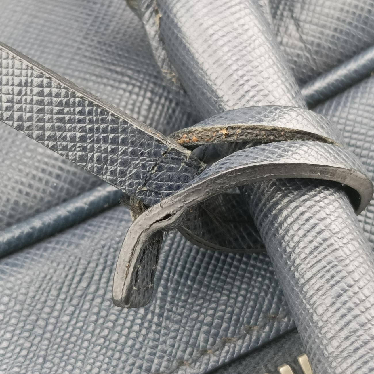 Pre-owned Prada Briefcase Navy SAFFIANO Leather VS305M handbag | stylenewstar