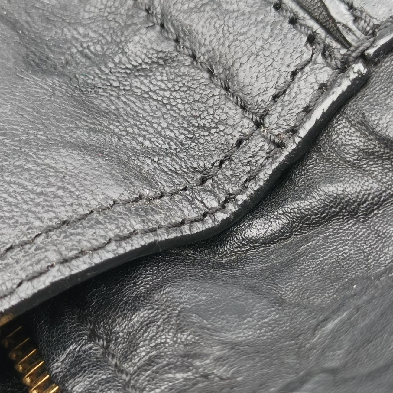 Secondhand Givenchy Pandora Black Leather  shoulderbag | stylenewstar