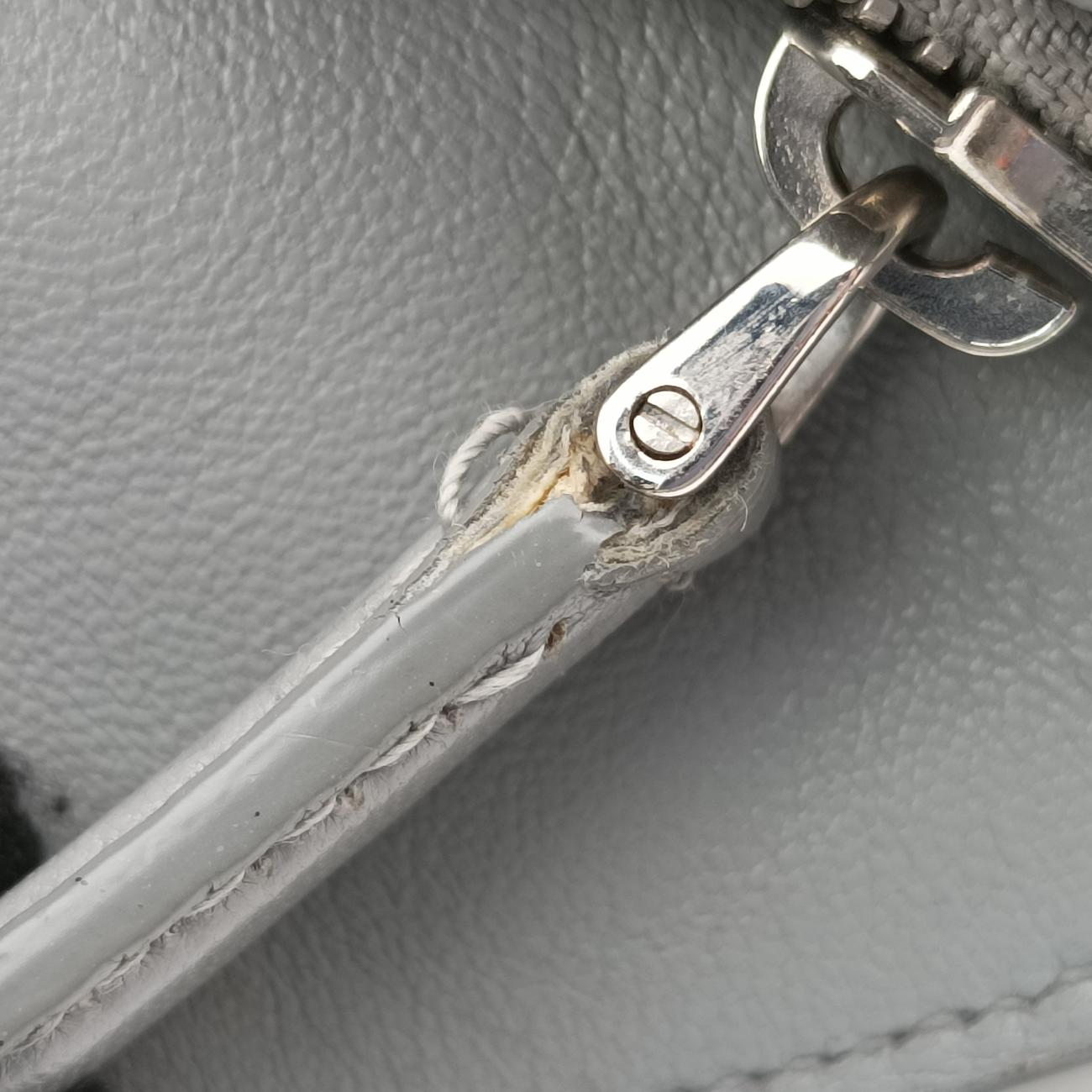 Pre-owned Christian Dior granville Black Leather  handbag | stylenewstar