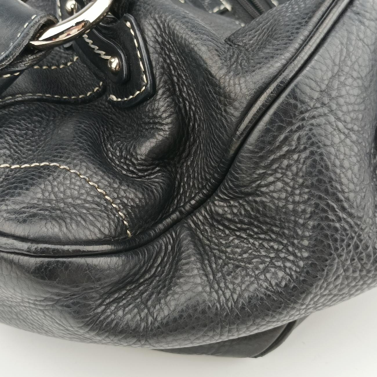 Pre-owned Christian Dior CD logo Black Leather  shoulderbag | stylenewstar