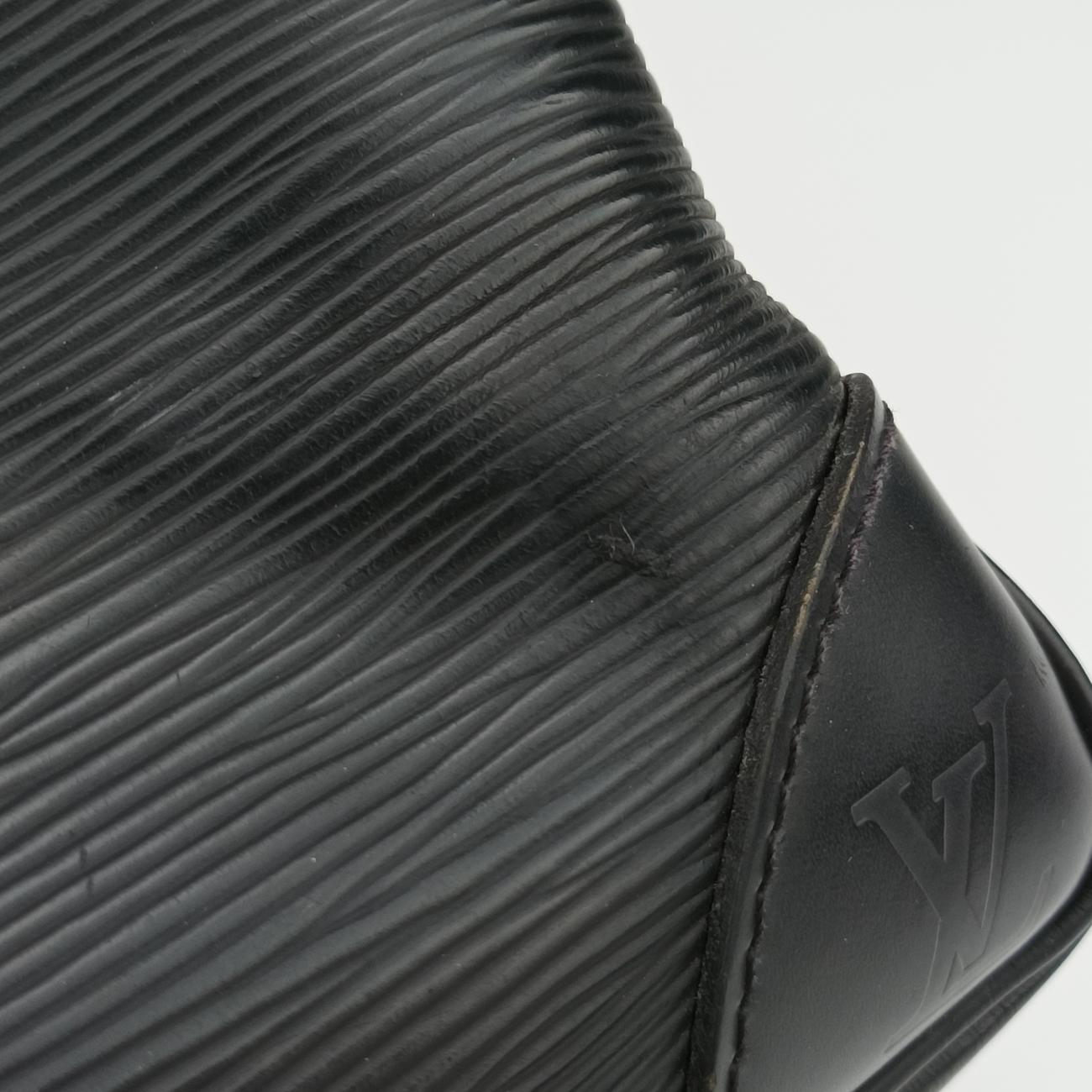 Pre-owned Louis Vuitton Porto Document Voyage Black Epi M59162 handbag | stylenewstar