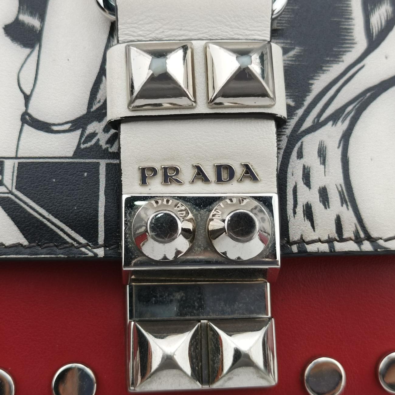 Pre-owned Prada Comic Print Black x Red x Multicolor leather 1BD121 shoulderbag | stylenewstar