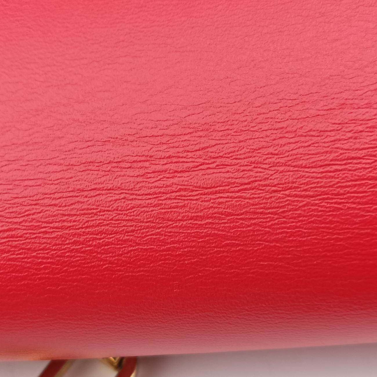 Pre-owned Louis Vuitton Pochette Louise GM Red leather M94647 shoulderbag | stylenewstar