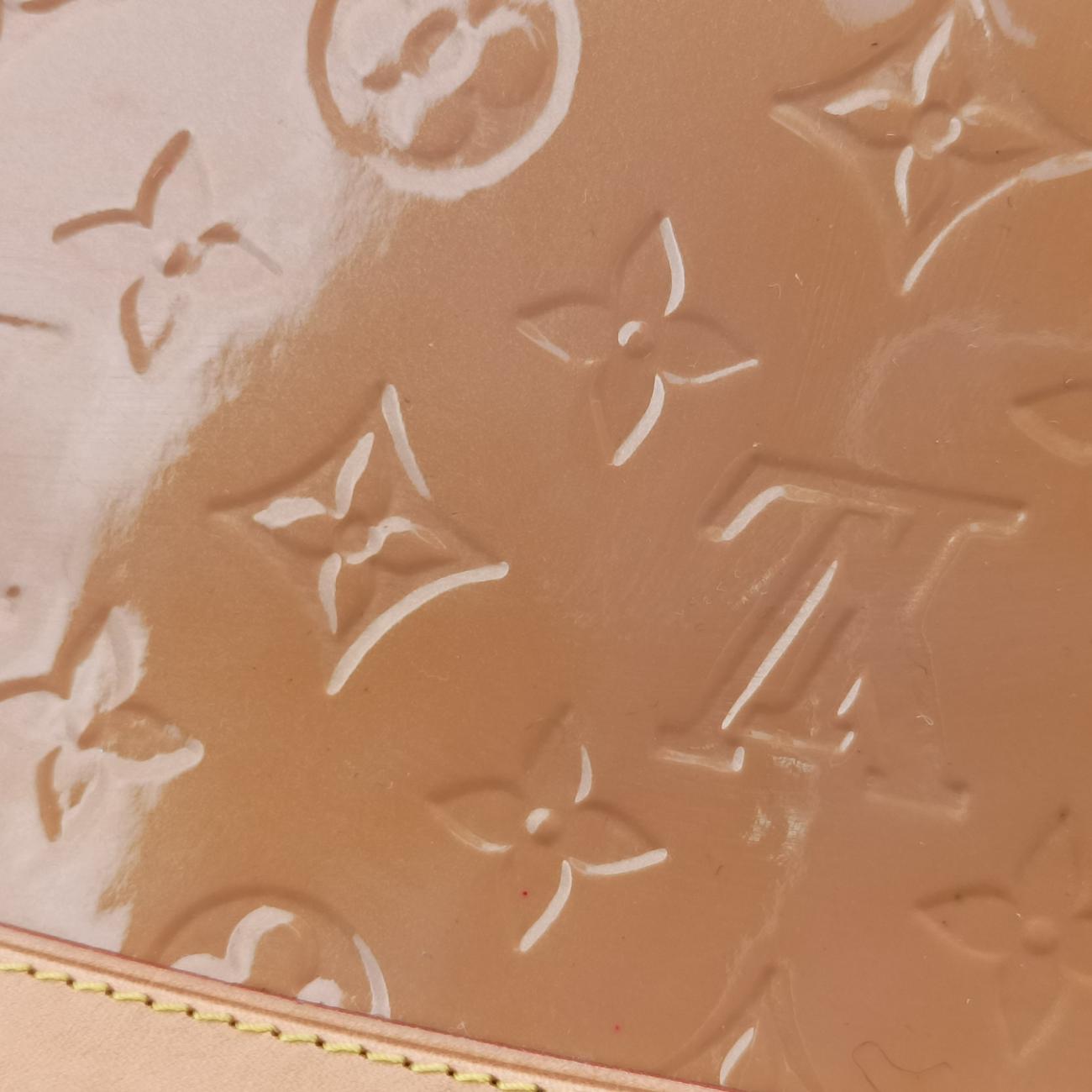 Secondhand Louis Vuitton Bréa MM ROSE VELOURS Vernis M91588 shoulderbag | stylenewstar