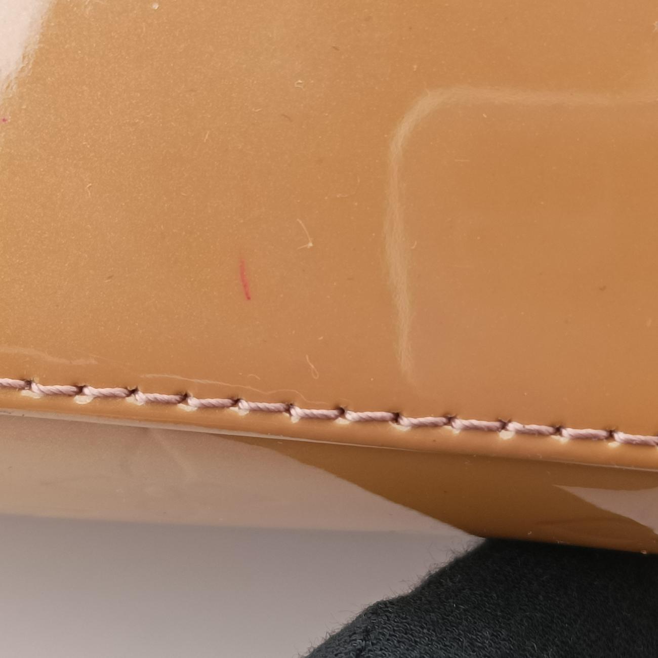 Secondhand Louis Vuitton Bréa MM ROSE VELOURS Vernis M91588 shoulderbag | stylenewstar