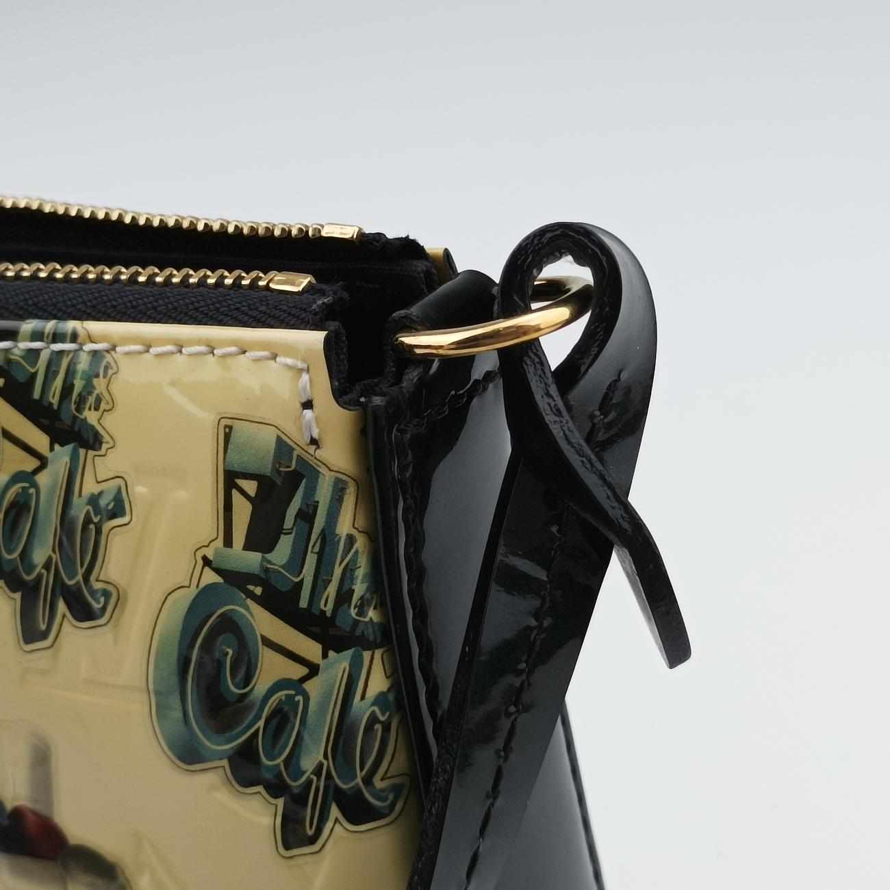 Pre-owned Louis Vuitton Pochette Accessoires Sticker White×multicolor Vernis M90928 handbag | stylenewstar