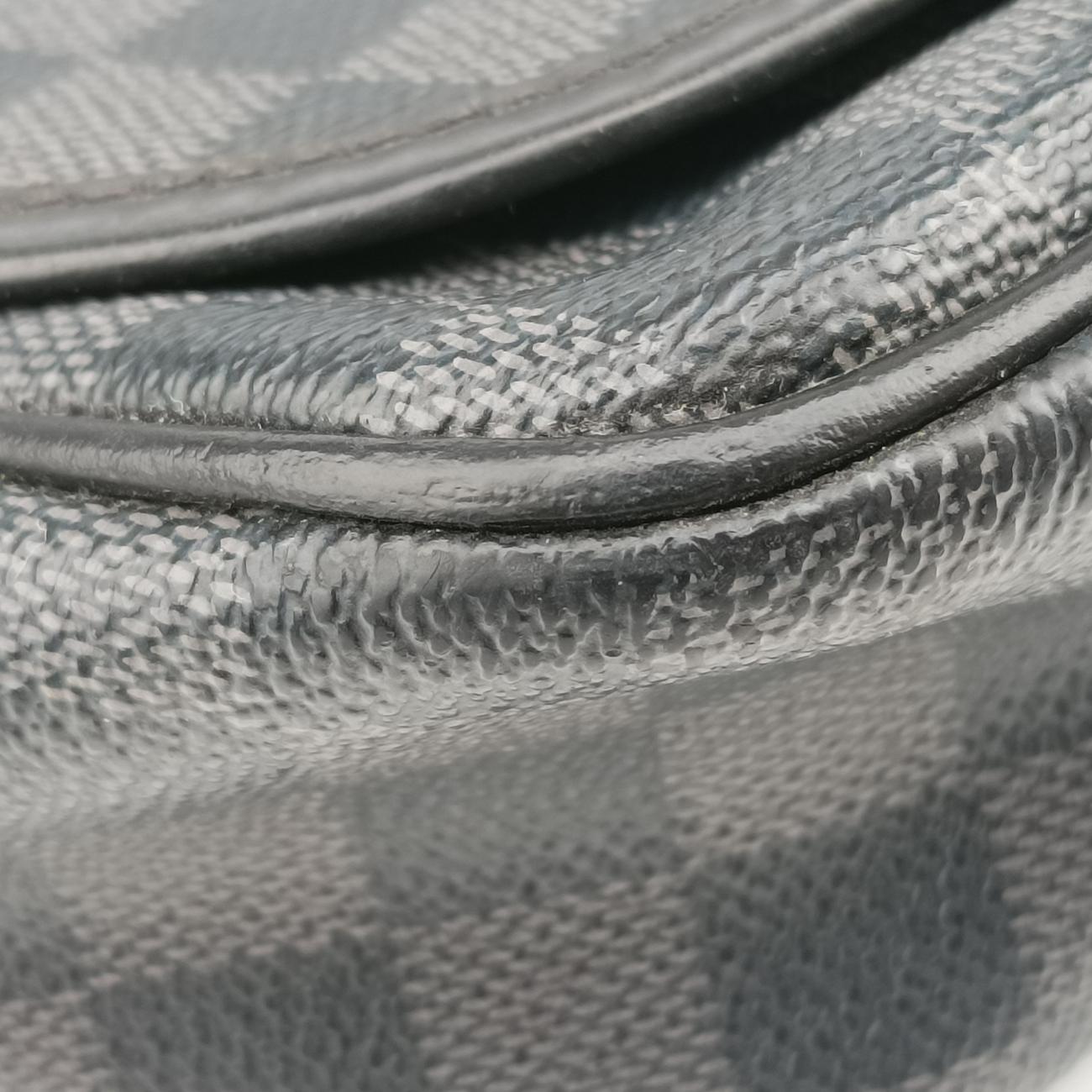 Vintage Louis Vuitton DANIEL MM Noir Damier GRAPHITE N58029 shoulderbag | stylenewstar