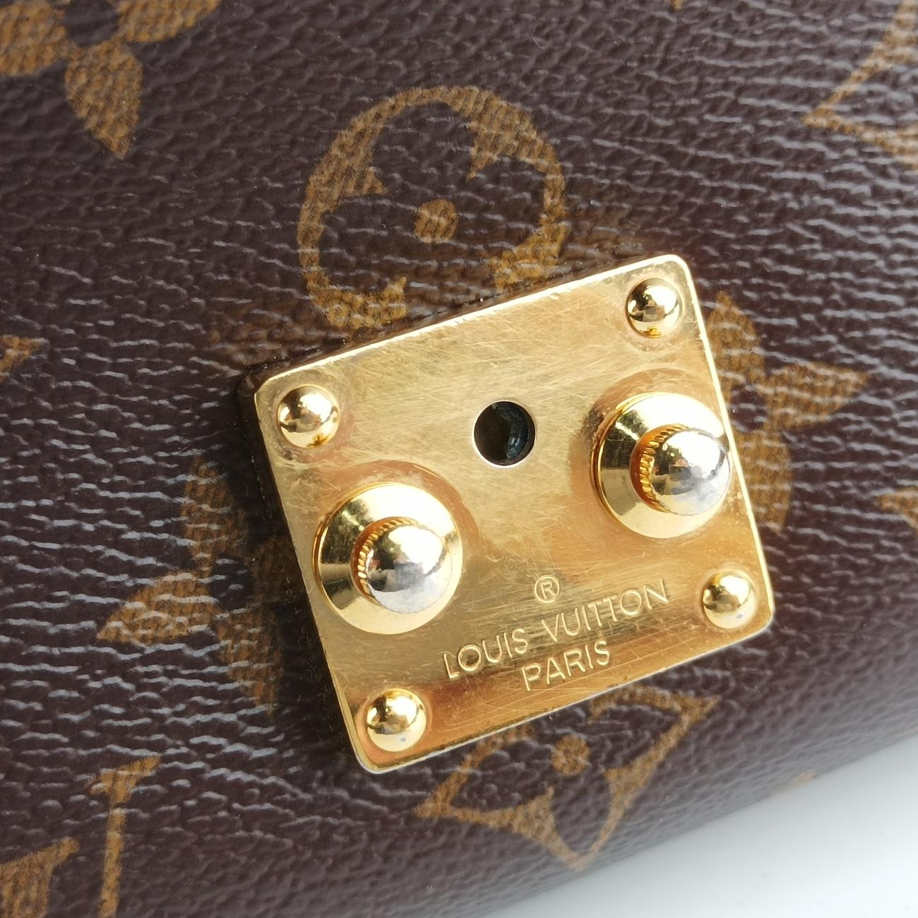 Secondhand Louis Vuitton PALLAS chain brown×Aurore Monogram Canvas×calf leather M41200 shoulderbag | stylenewstar