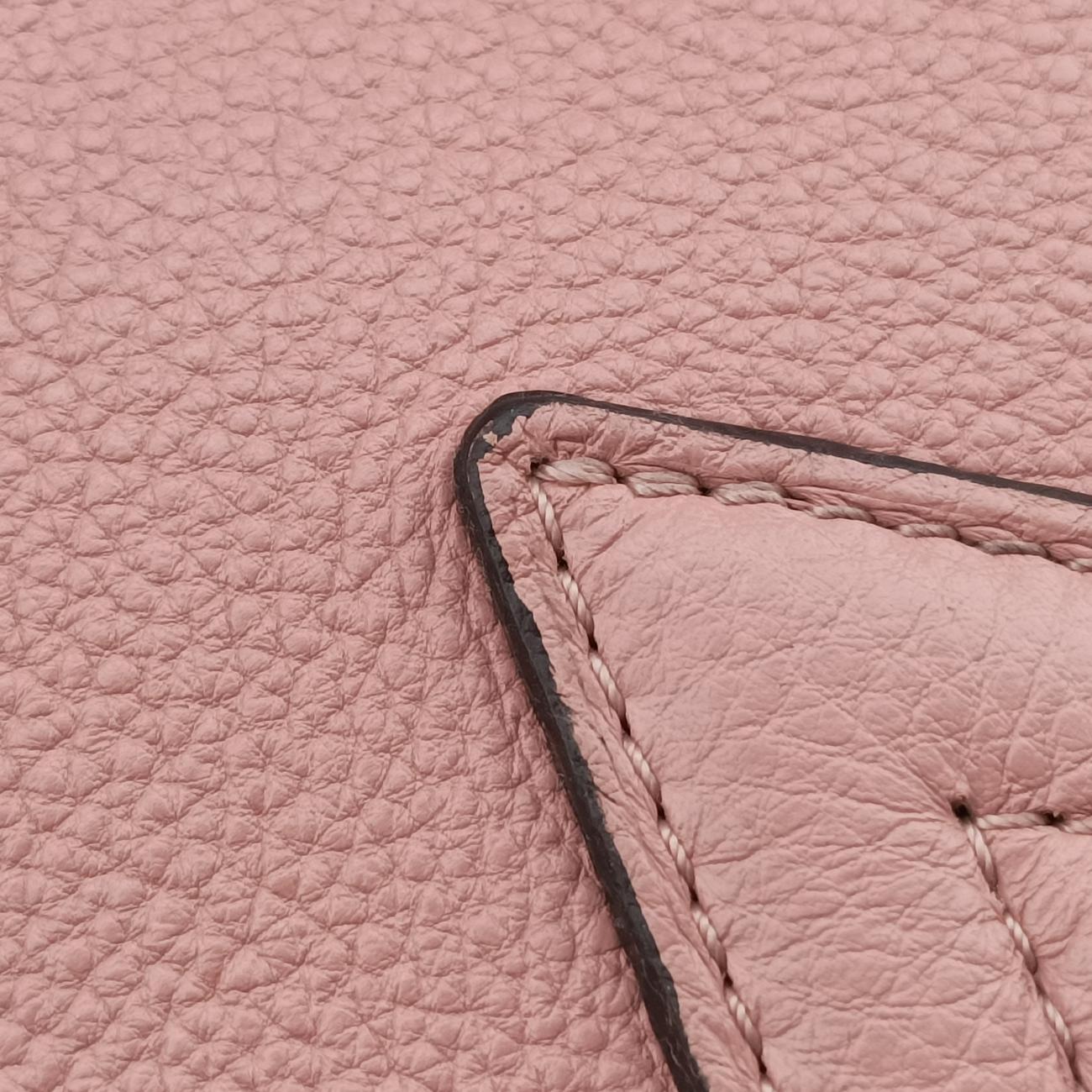 Vintage Louis Vuitton Lockit PM Magnolia Veau Cashmere M50029 shoulderbag | stylenewstar