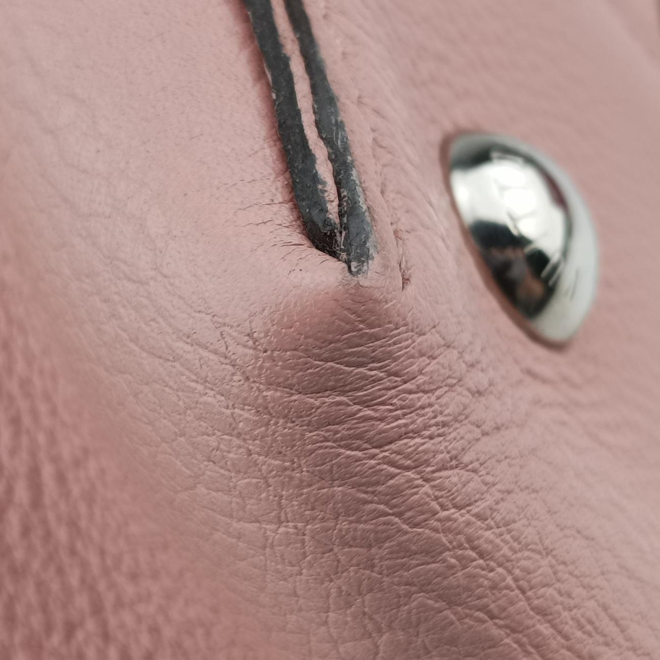 Vintage Louis Vuitton Lockit PM Magnolia Veau Cashmere M50029 shoulderbag | stylenewstar