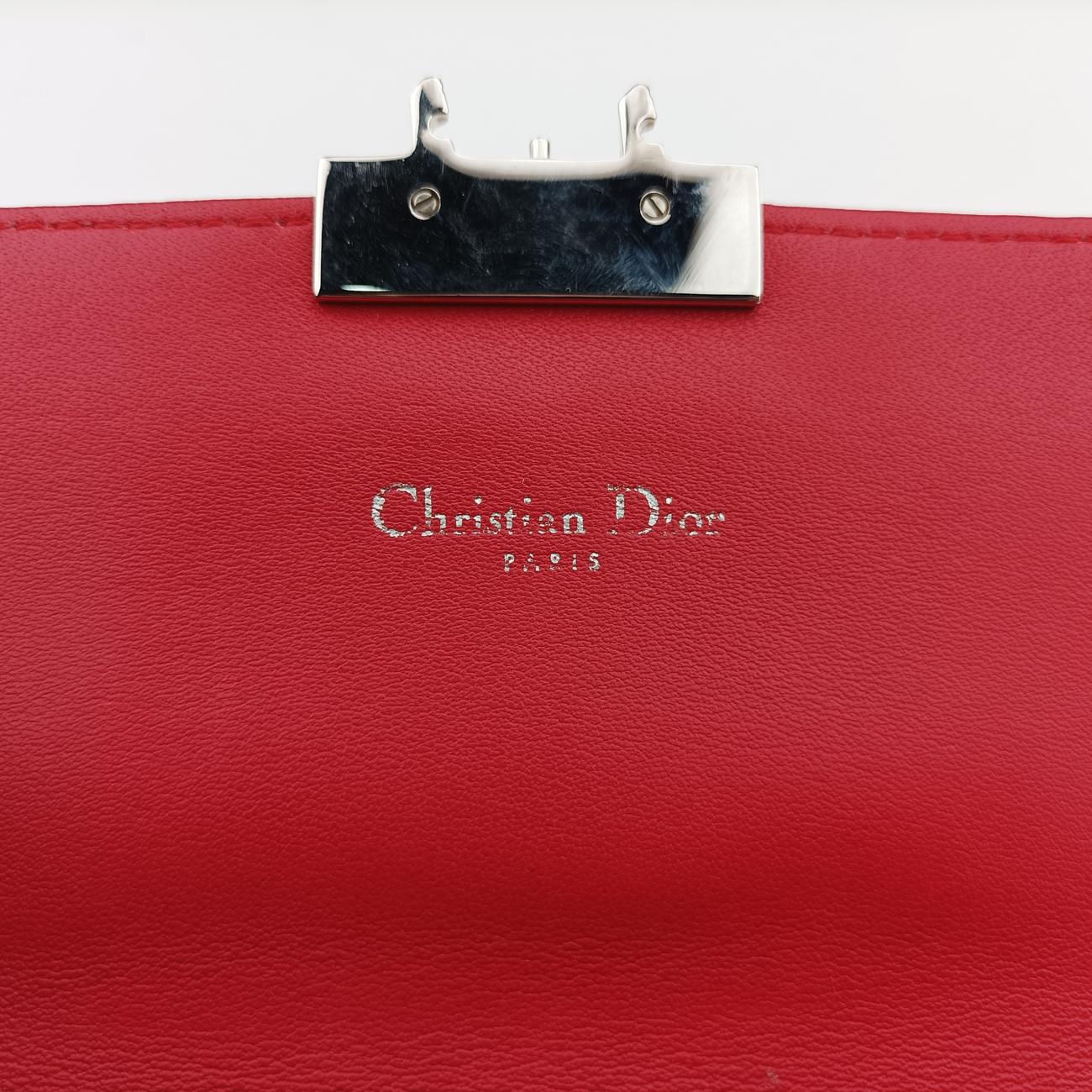 Pre-owned Christian Dior Cannage New Lock Red Enamel  shoulderbag | stylenewstar