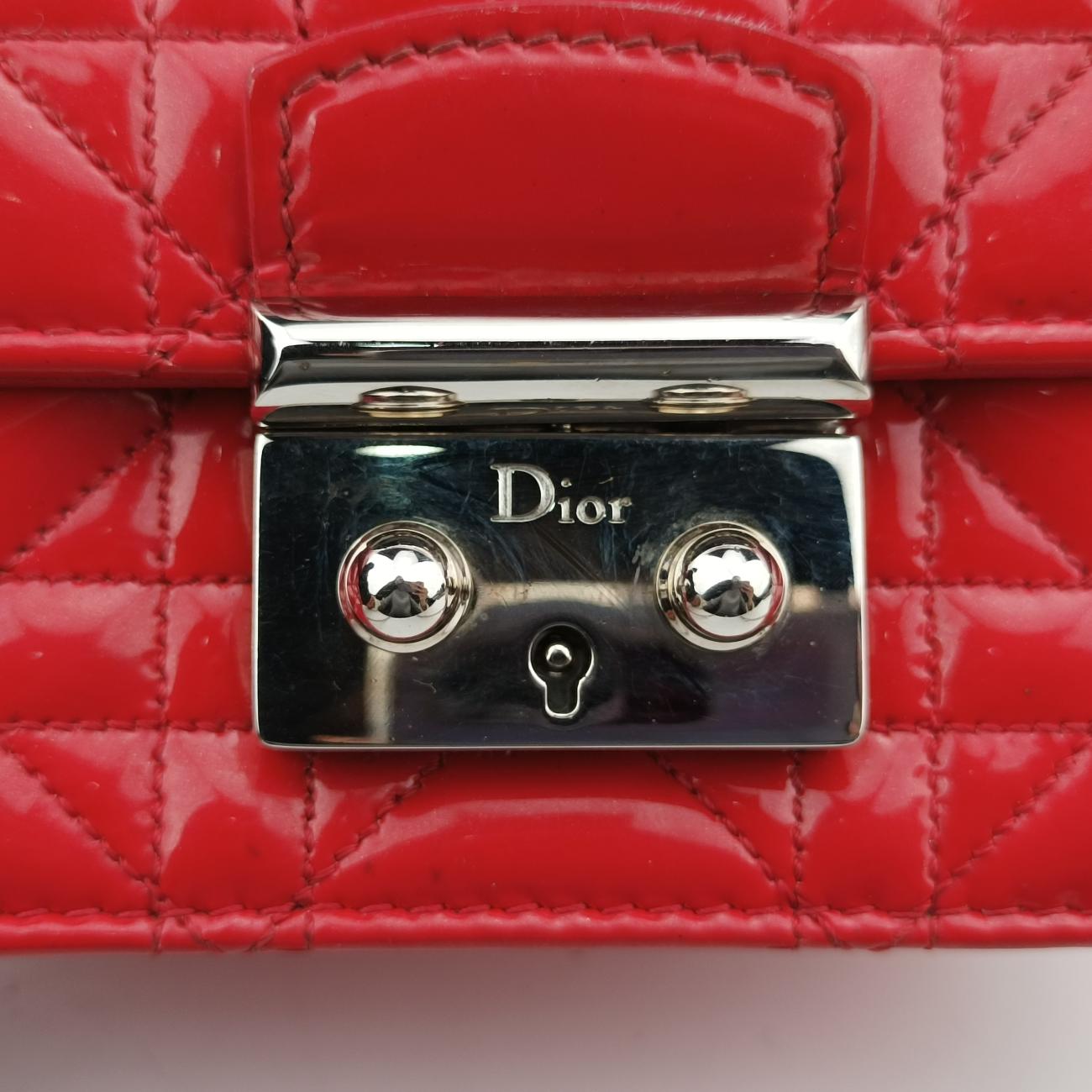 Pre-owned Christian Dior Cannage New Lock Red Enamel  shoulderbag | stylenewstar