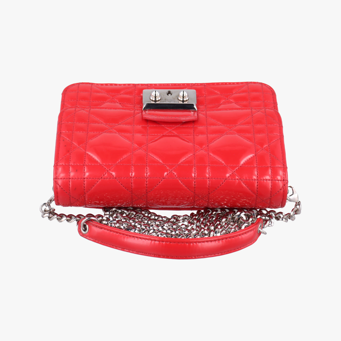 Pre-owned Christian Dior Cannage New Lock Red Enamel  shoulderbag | stylenewstar