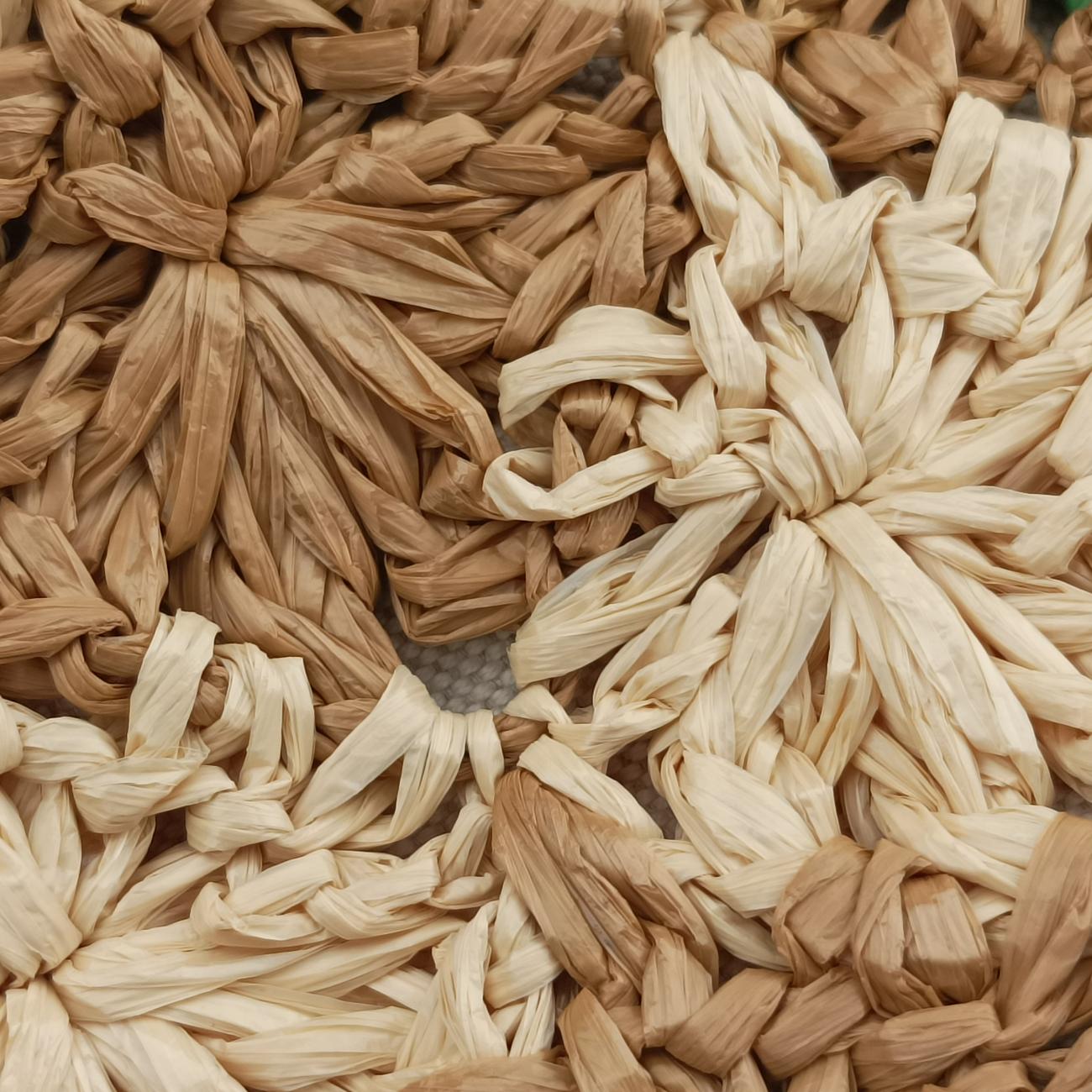 Pre-owned Gucci GG Marmont Beige×Multicolour straw 574433 shoulderbag | stylenewstar