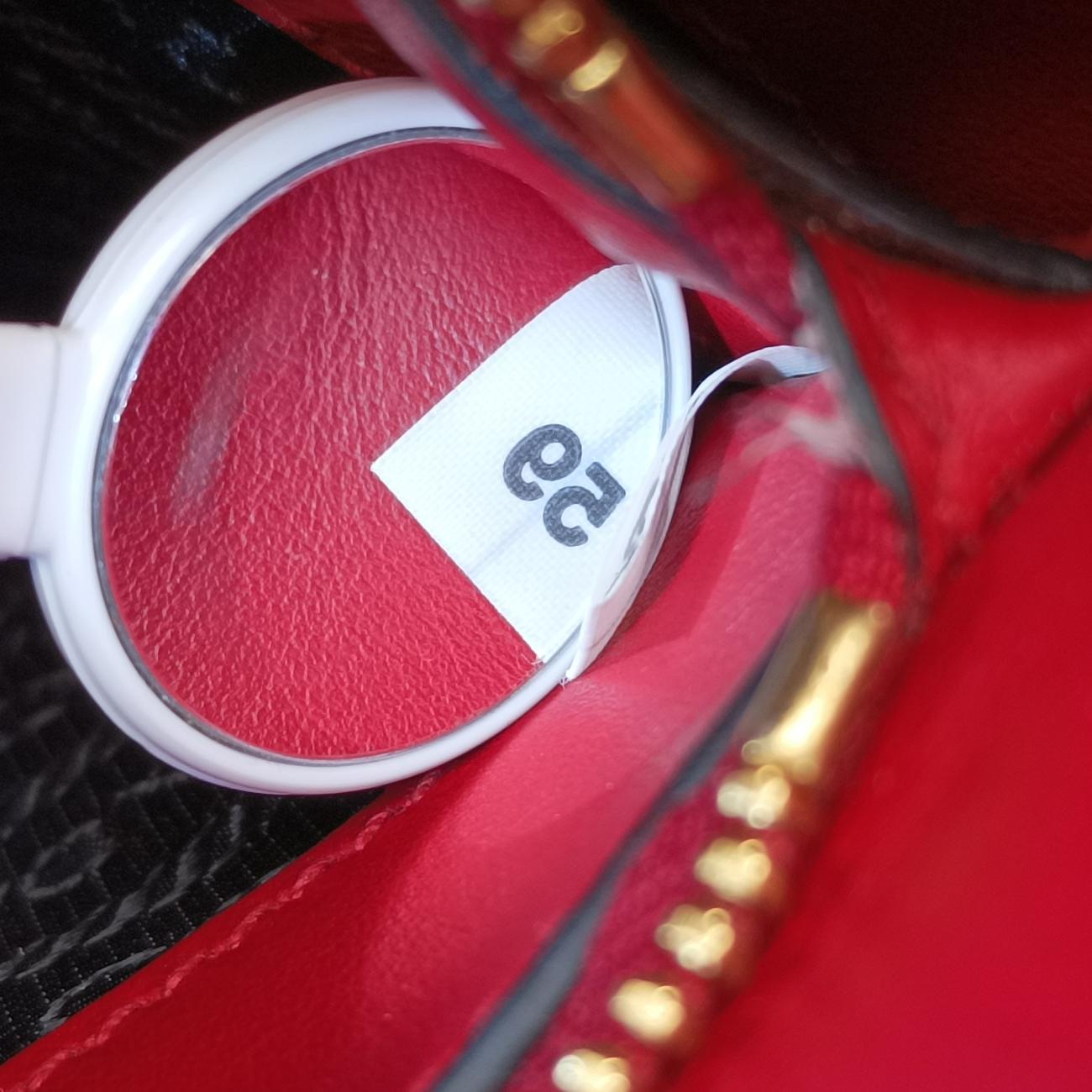 Pre-owned Prada Paradigm Bag Red saffiano leather  shoulderbag | stylenewstar