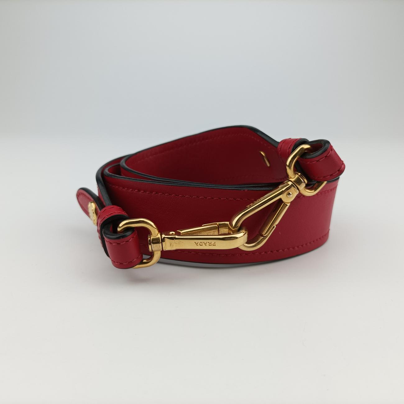 Pre-owned Prada Paradigm Bag Red saffiano leather  shoulderbag | stylenewstar