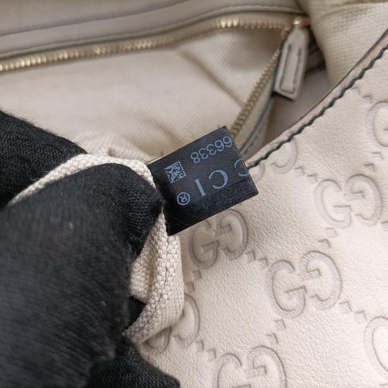 Pre-owned Gucci Emily Hobo Beige Leather 322226 shoulderbag | stylenewstar