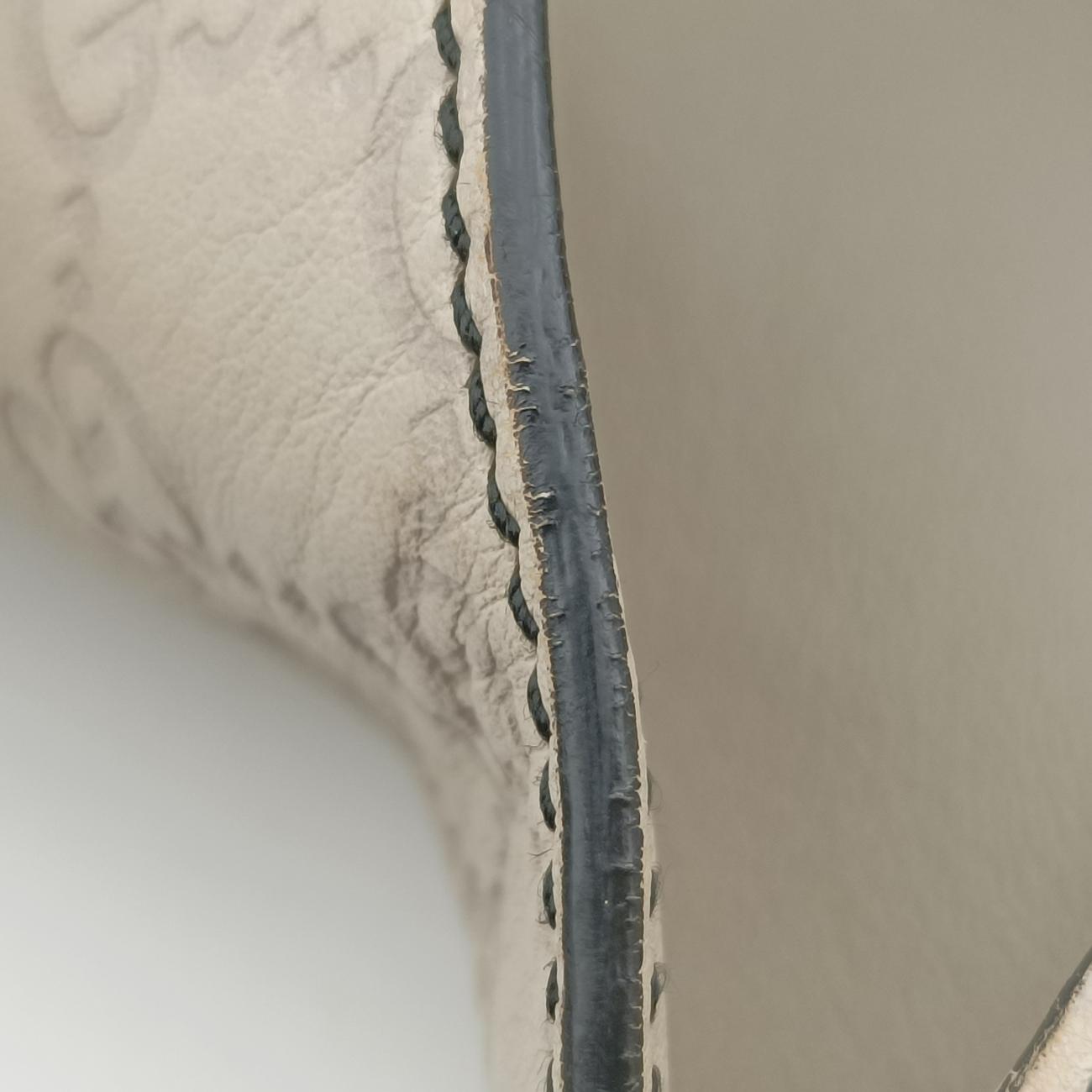 Pre-owned Gucci Emily Hobo Beige Leather 322226 shoulderbag | stylenewstar