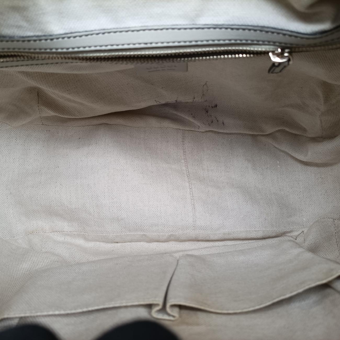 Pre-owned Gucci Emily Hobo Beige Leather 322226 shoulderbag | stylenewstar