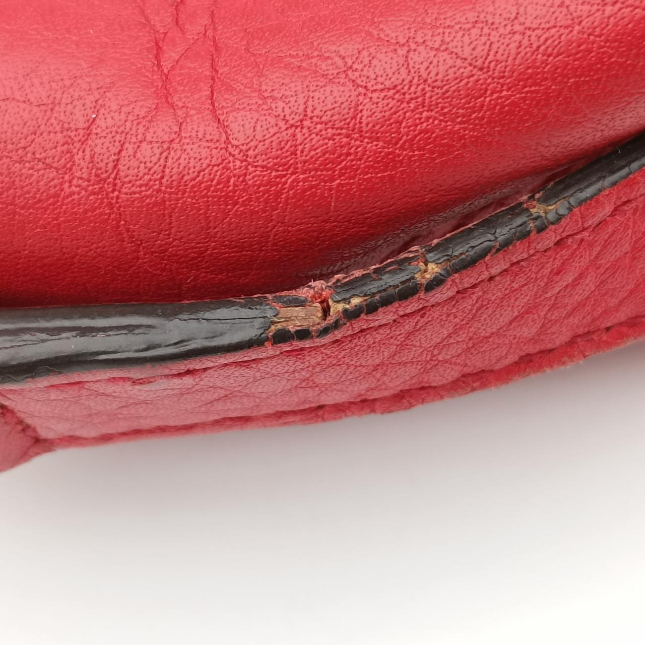 Pre-owned Gucci Soho Red Leather 308364 shoulderbag | stylenewstar