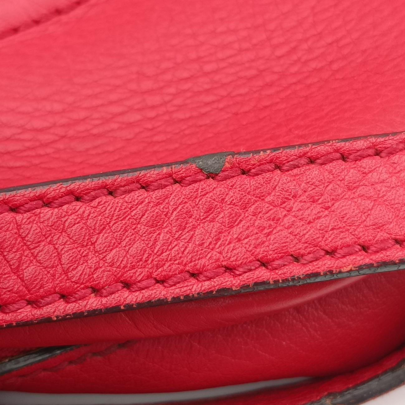 Pre-owned Gucci Soho Red Leather 308364 shoulderbag | stylenewstar