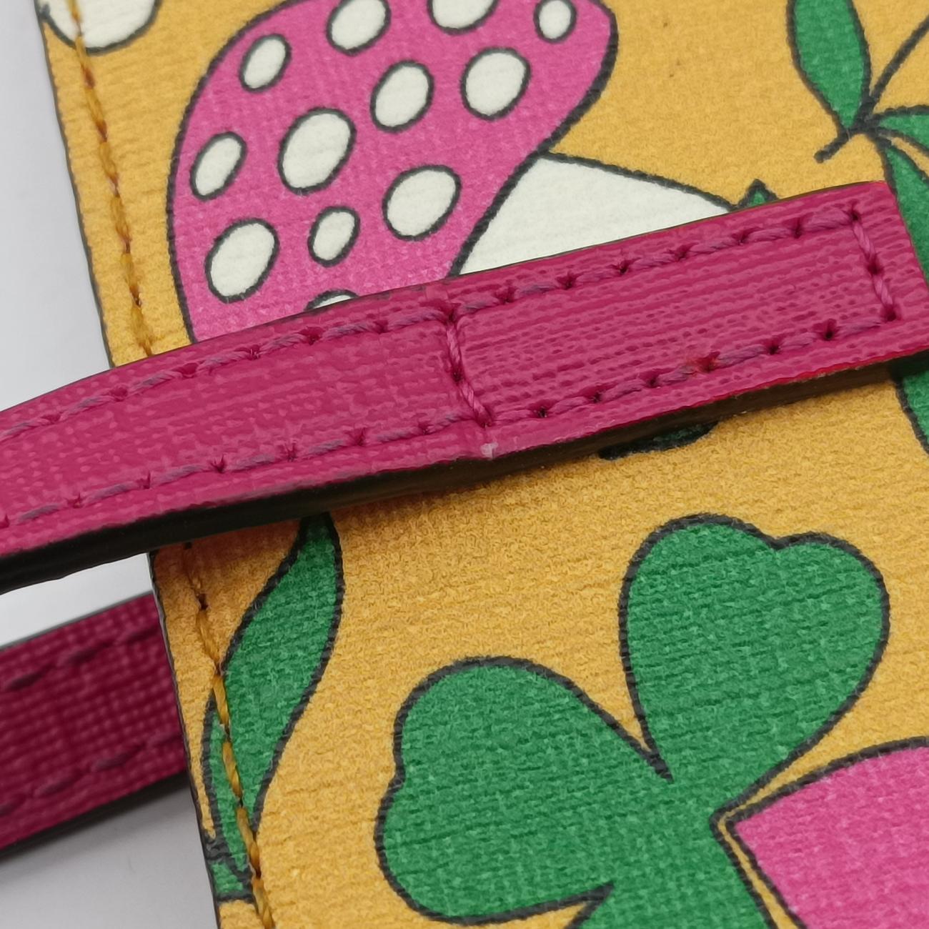 Pre-owned Gucci Floral and mushroom print Yellow×Multicolour PVC coated canvas 410812 handbag | stylenewstar